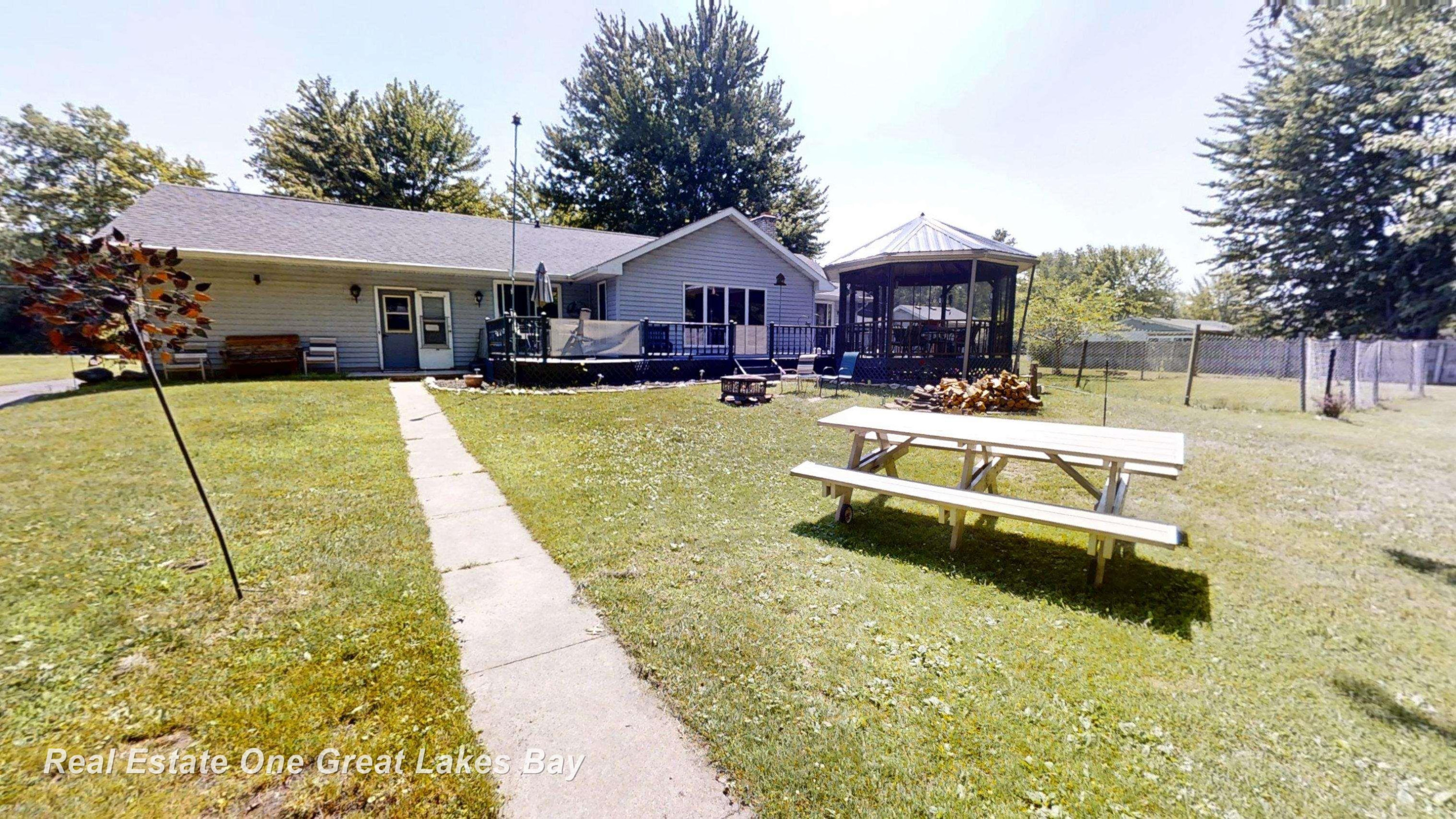 3842 Clutier Road, Saginaw, MI 48601 — Photo 18