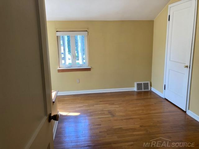 8641 Harding Street, Center Line, MI 48015 — Photo 21