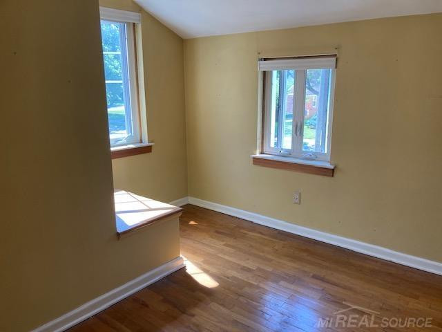 8641 Harding Street, Center Line, MI 48015 — Photo 20