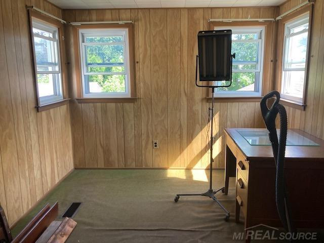 8641 Harding Street, Center Line, MI 48015 — Photo 24