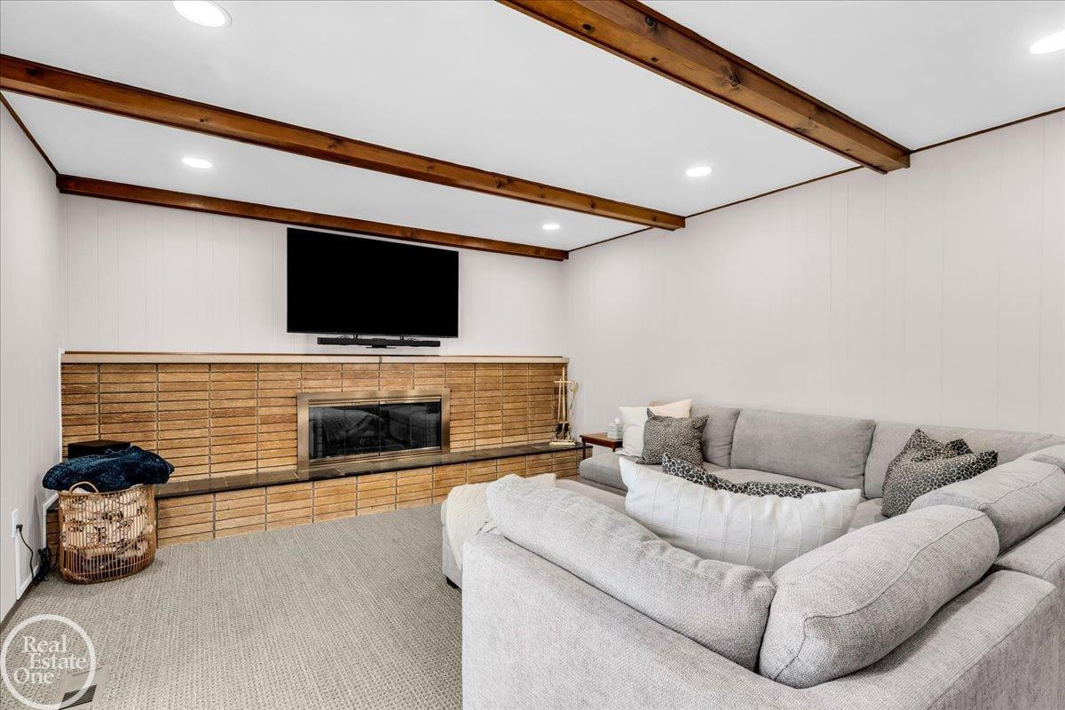 6534 Donnybrook Drive, Shelby Twp, MI 48316 — Photo 11