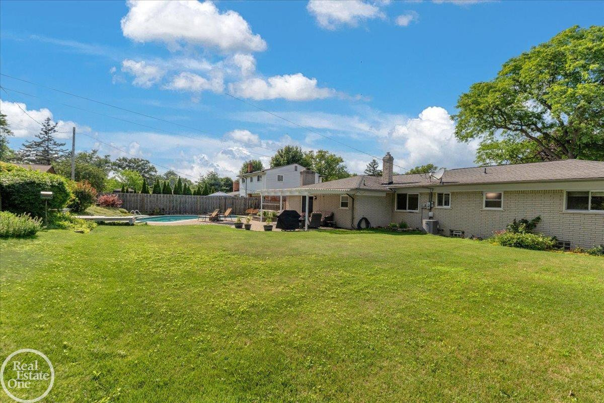 6534 Donnybrook Drive, Shelby Twp, MI 48316 — Photo 36