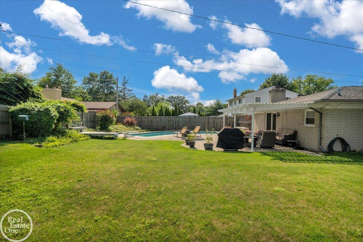 6534 Donnybrook Drive, Shelby Twp, MI 48316 — Photo 38