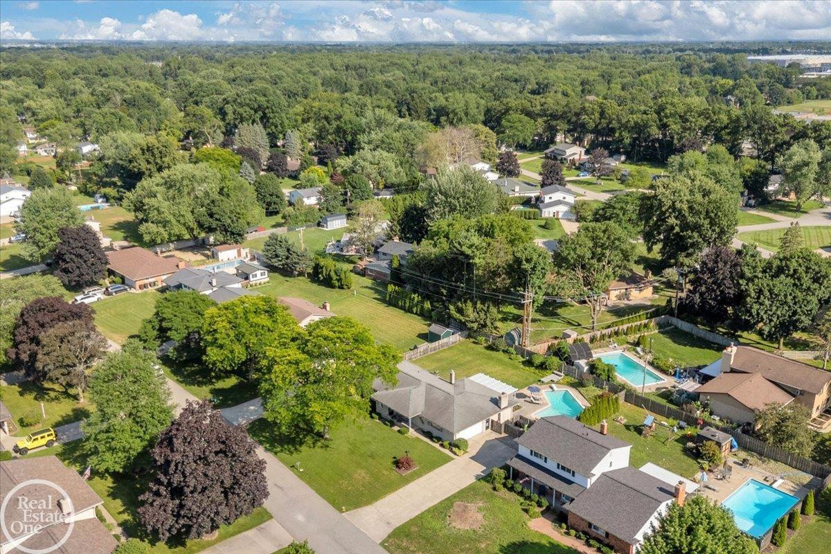 6534 Donnybrook Drive, Shelby Twp, MI 48316 — Photo 42