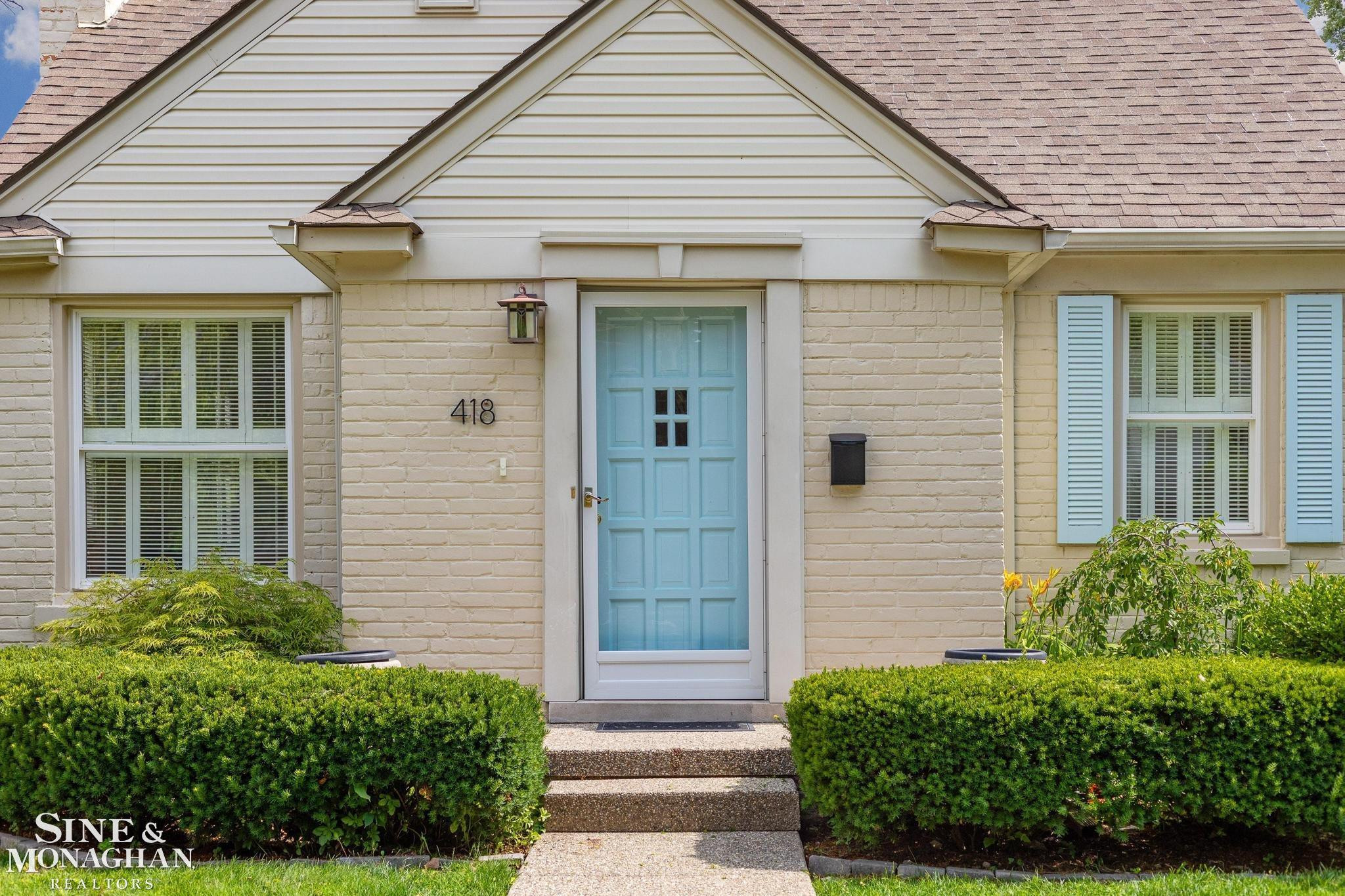 418 Hillcrest Avenue, Grosse Pointe Farms, MI 48236 — Photo 2