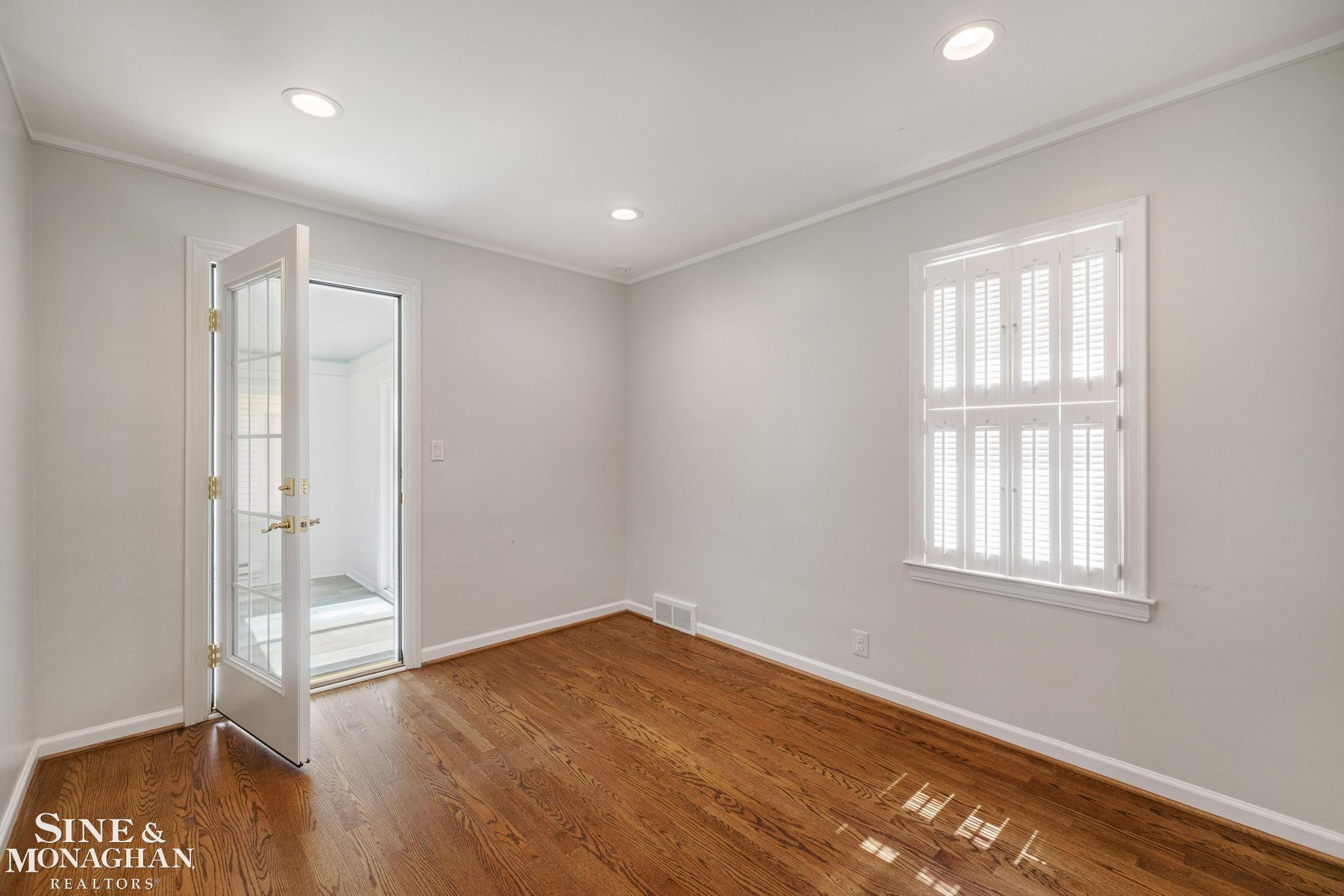 418 Hillcrest Avenue, Grosse Pointe Farms, MI 48236 — Photo 23
