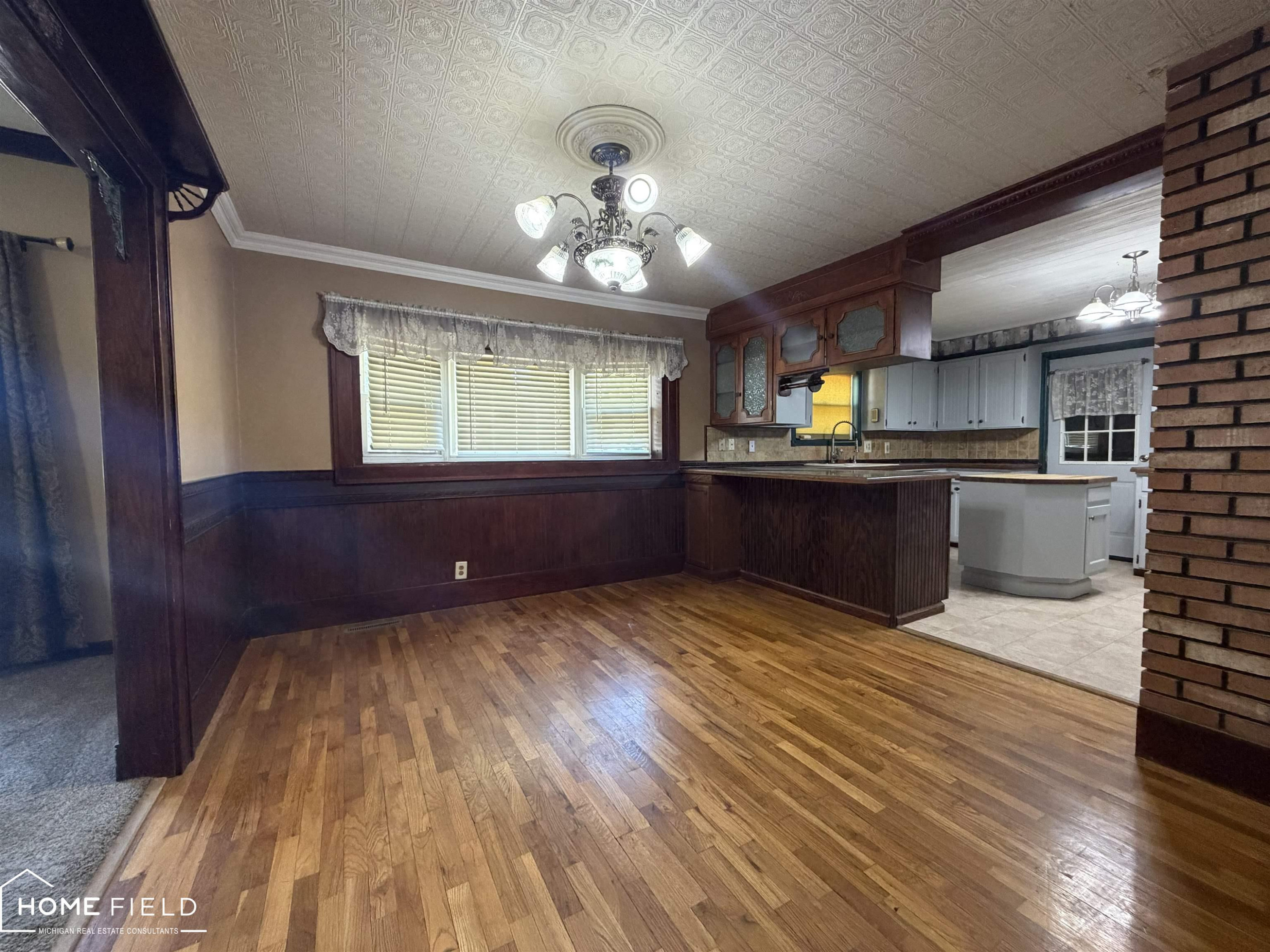 803 Ament Street, Owosso, MI 48867 — Photo 9