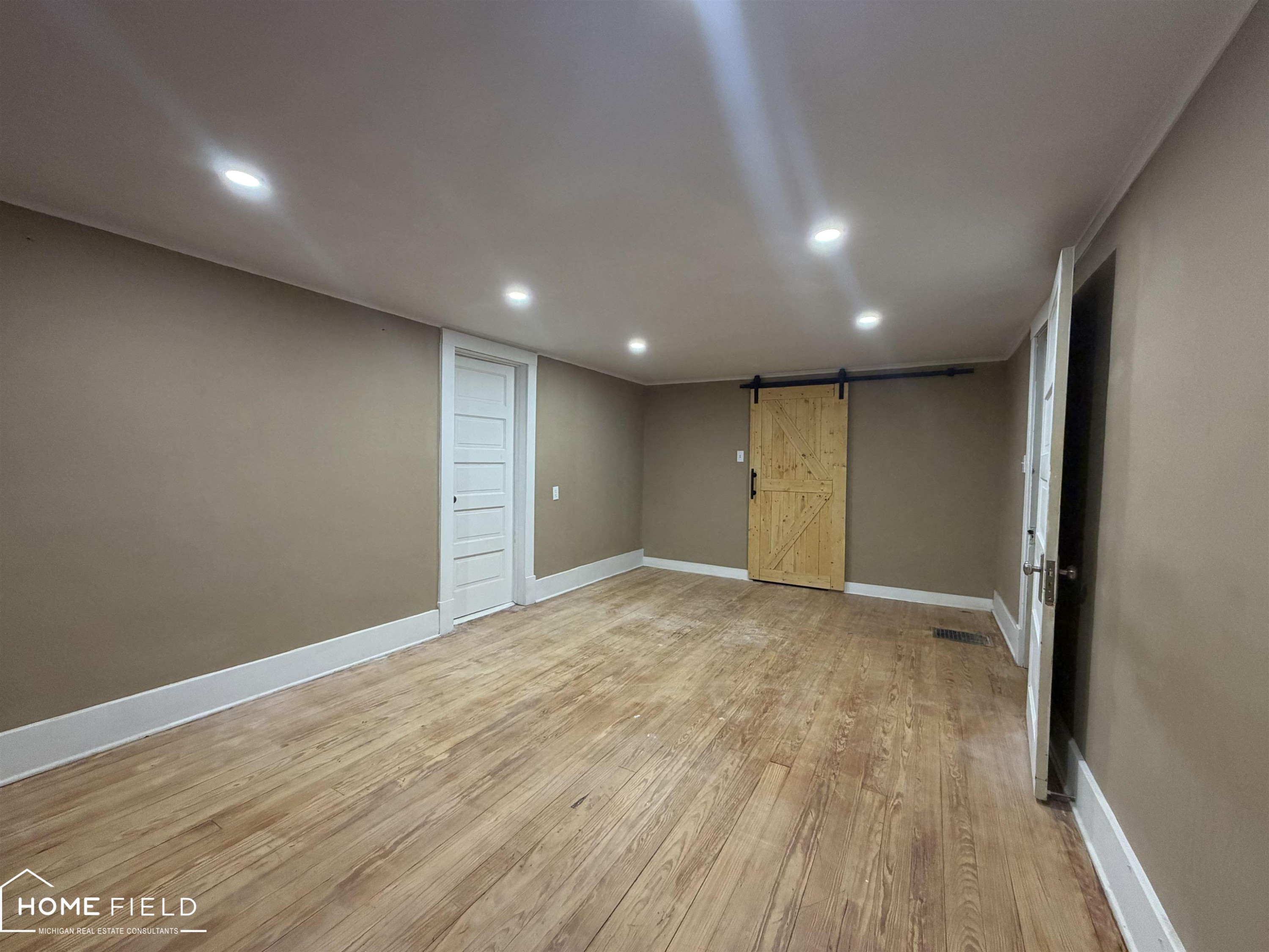 803 Ament Street, Owosso, MI 48867 — Photo 15