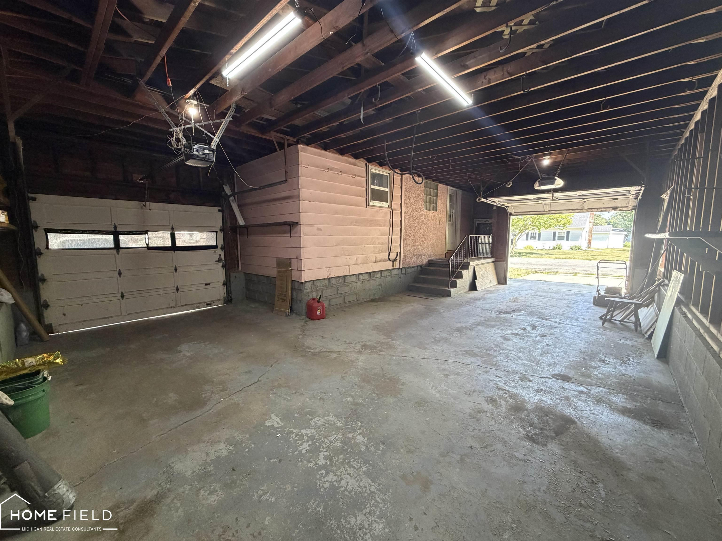 803 Ament Street, Owosso, MI 48867 — Photo 27