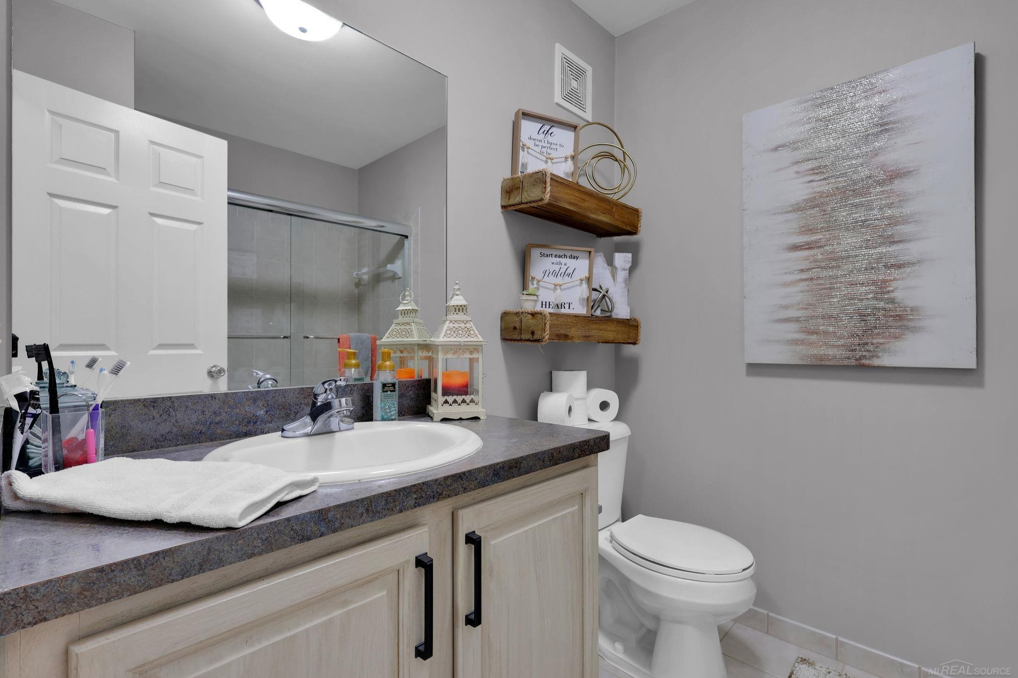 53032 Providence Drive, Shelby Twp, MI 48315 — Photo 19