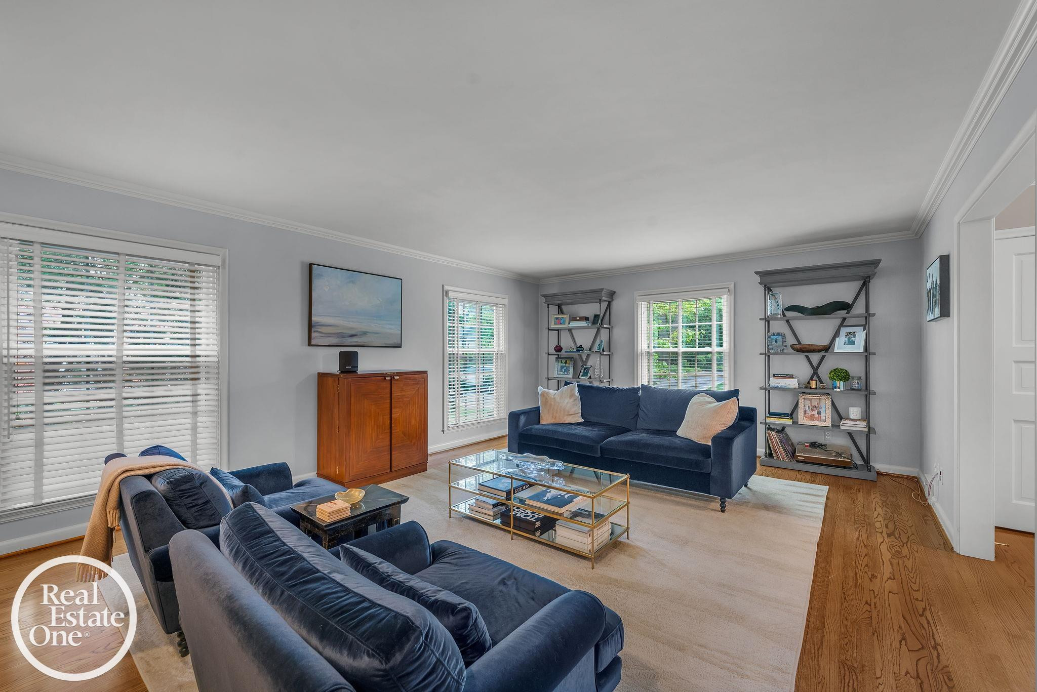 90 Colonial Road, Grosse Pointe Shores, MI 48236 — Photo 6