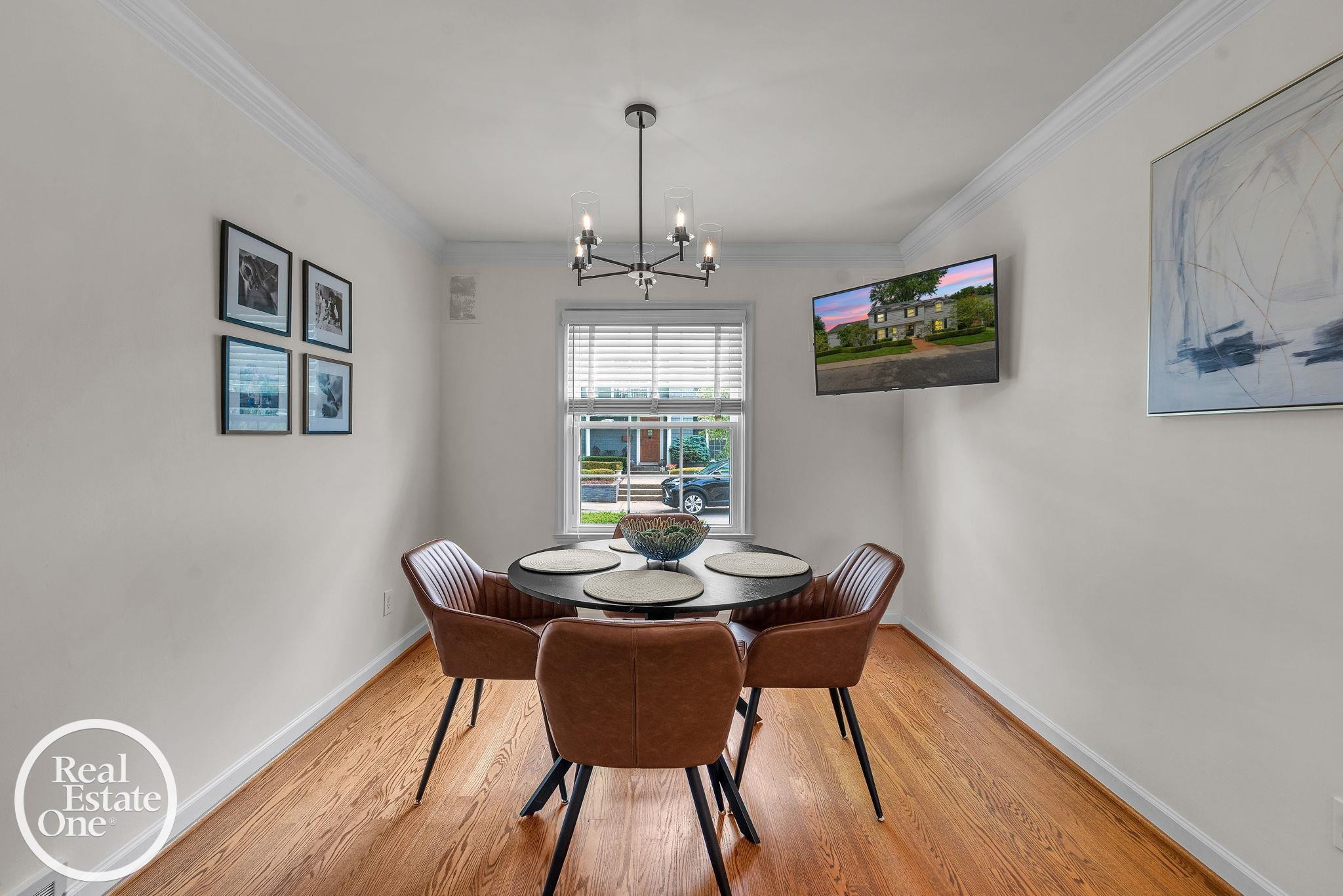 90 Colonial Road, Grosse Pointe Shores, MI 48236 — Photo 14