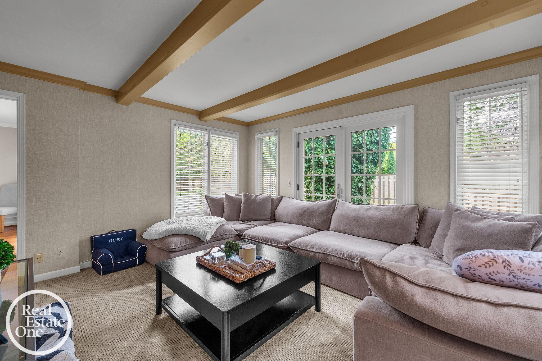 90 Colonial Road, Grosse Pointe Shores, MI 48236 — Photo 17
