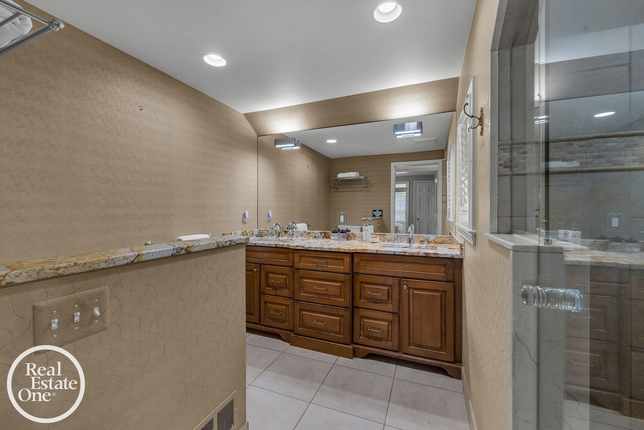 90 Colonial Road, Grosse Pointe Shores, MI 48236 — Photo 35