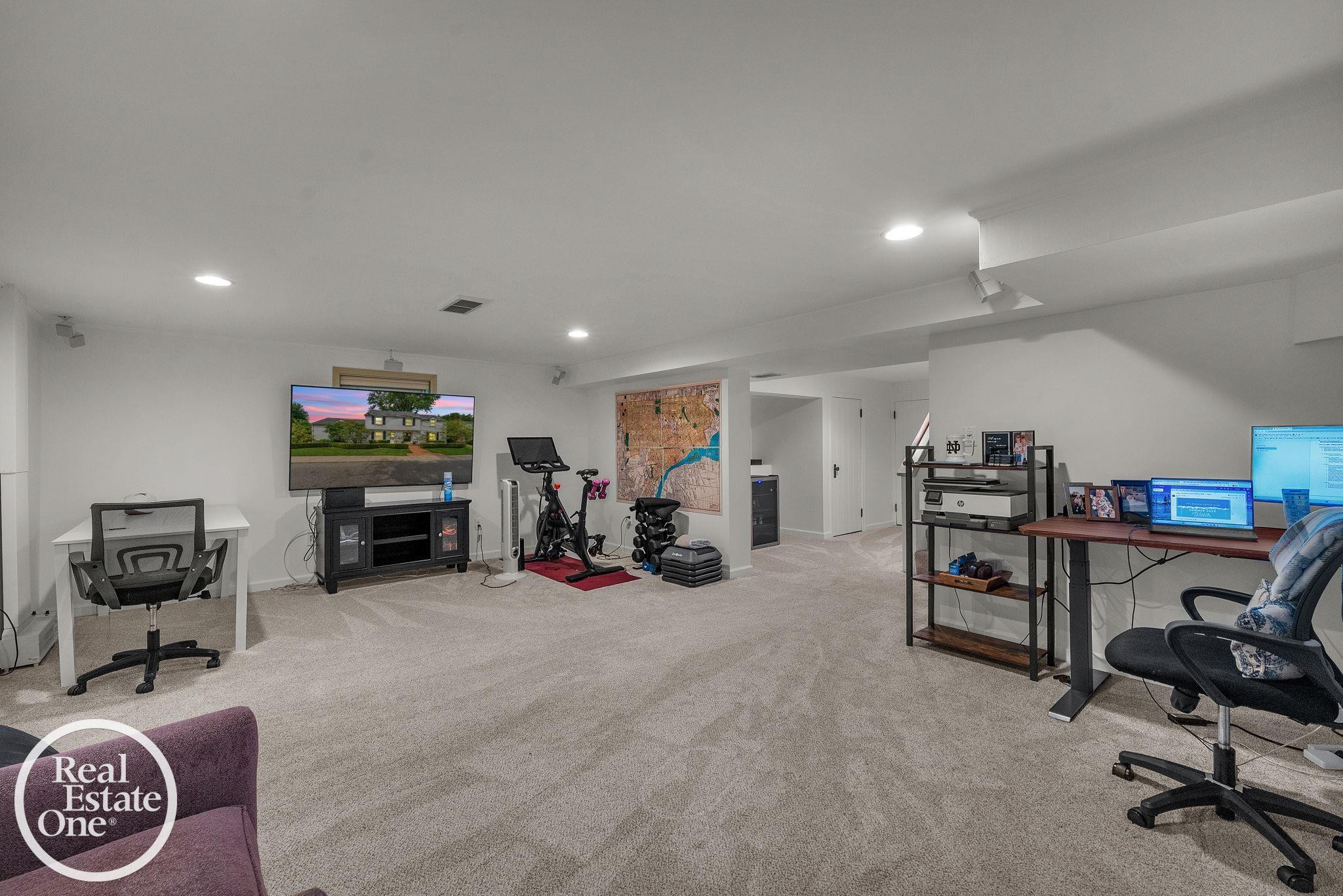 90 Colonial Road, Grosse Pointe Shores, MI 48236 — Photo 38