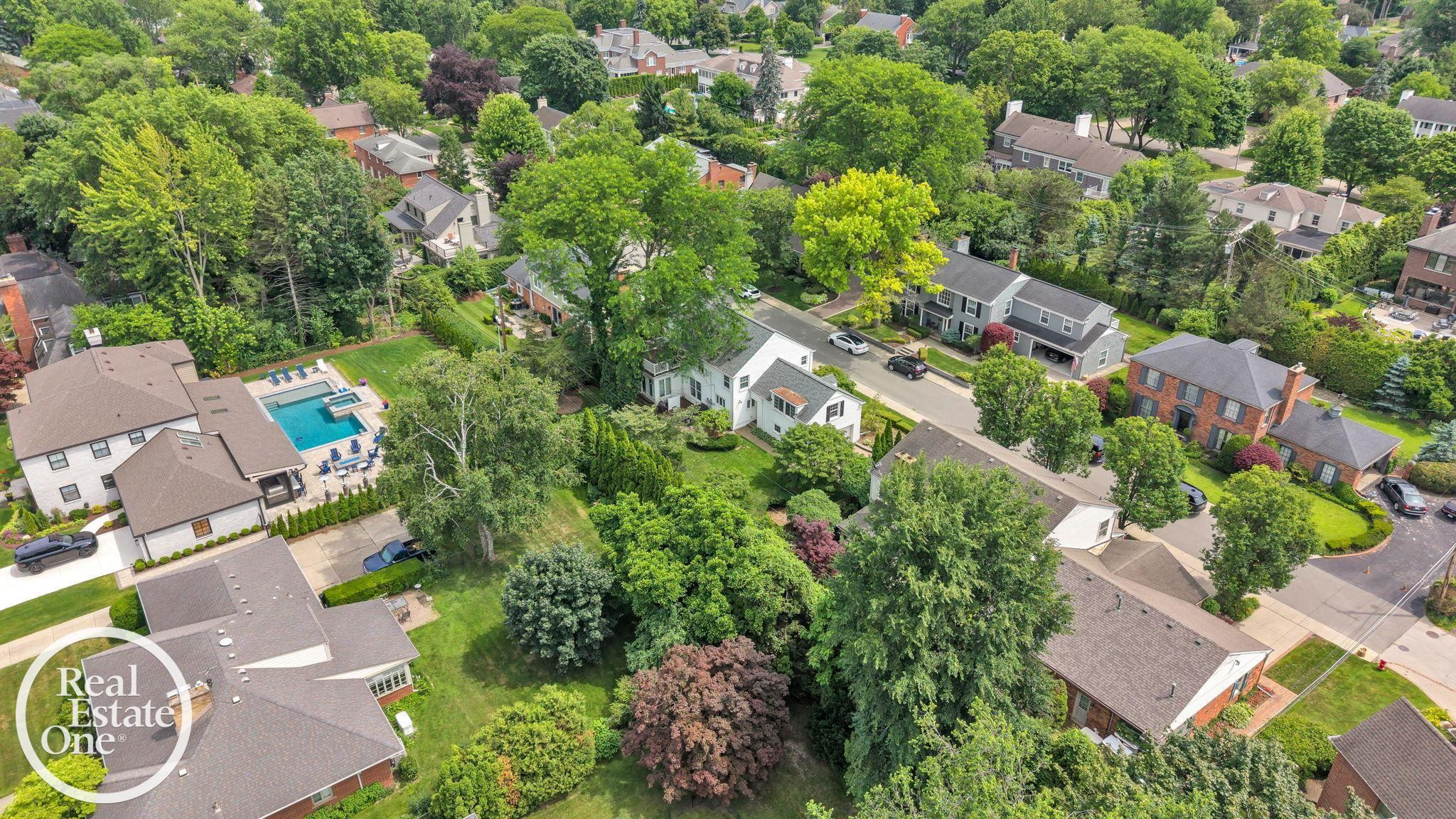 90 Colonial Road, Grosse Pointe Shores, MI 48236 — Photo 44