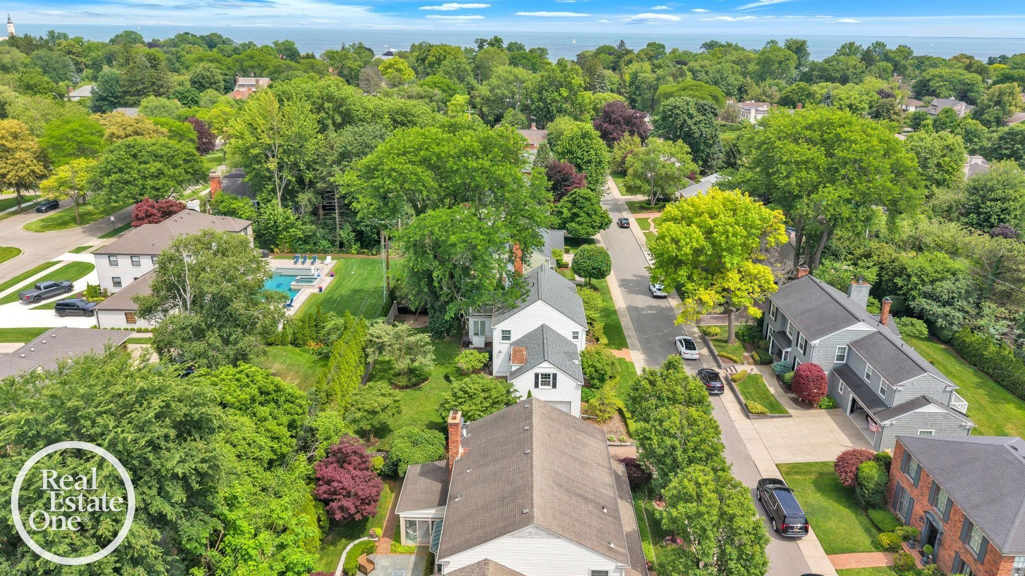90 Colonial Road, Grosse Pointe Shores, MI 48236 — Photo 45