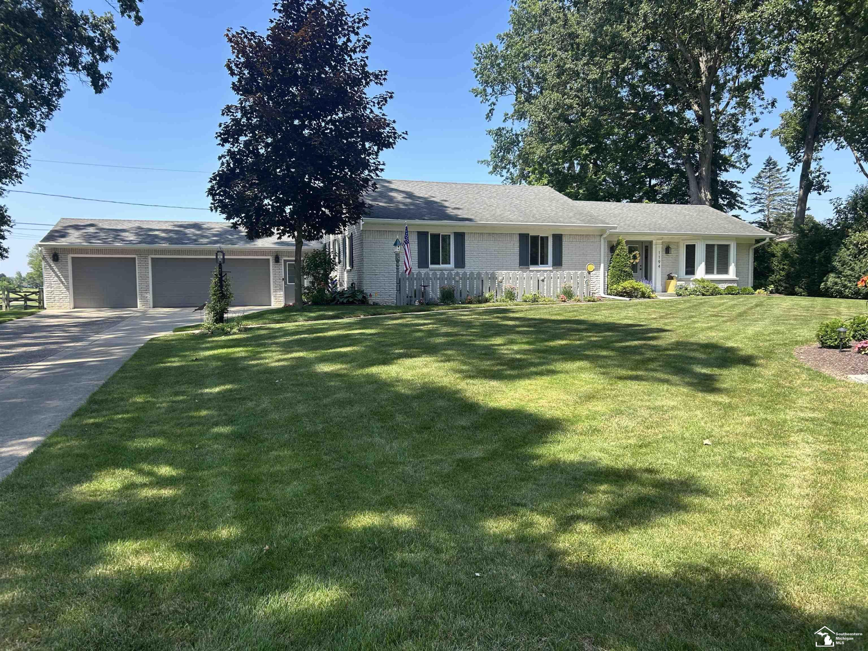 1194 Valetta Drive, Temperance, MI 48182 — Photo 2