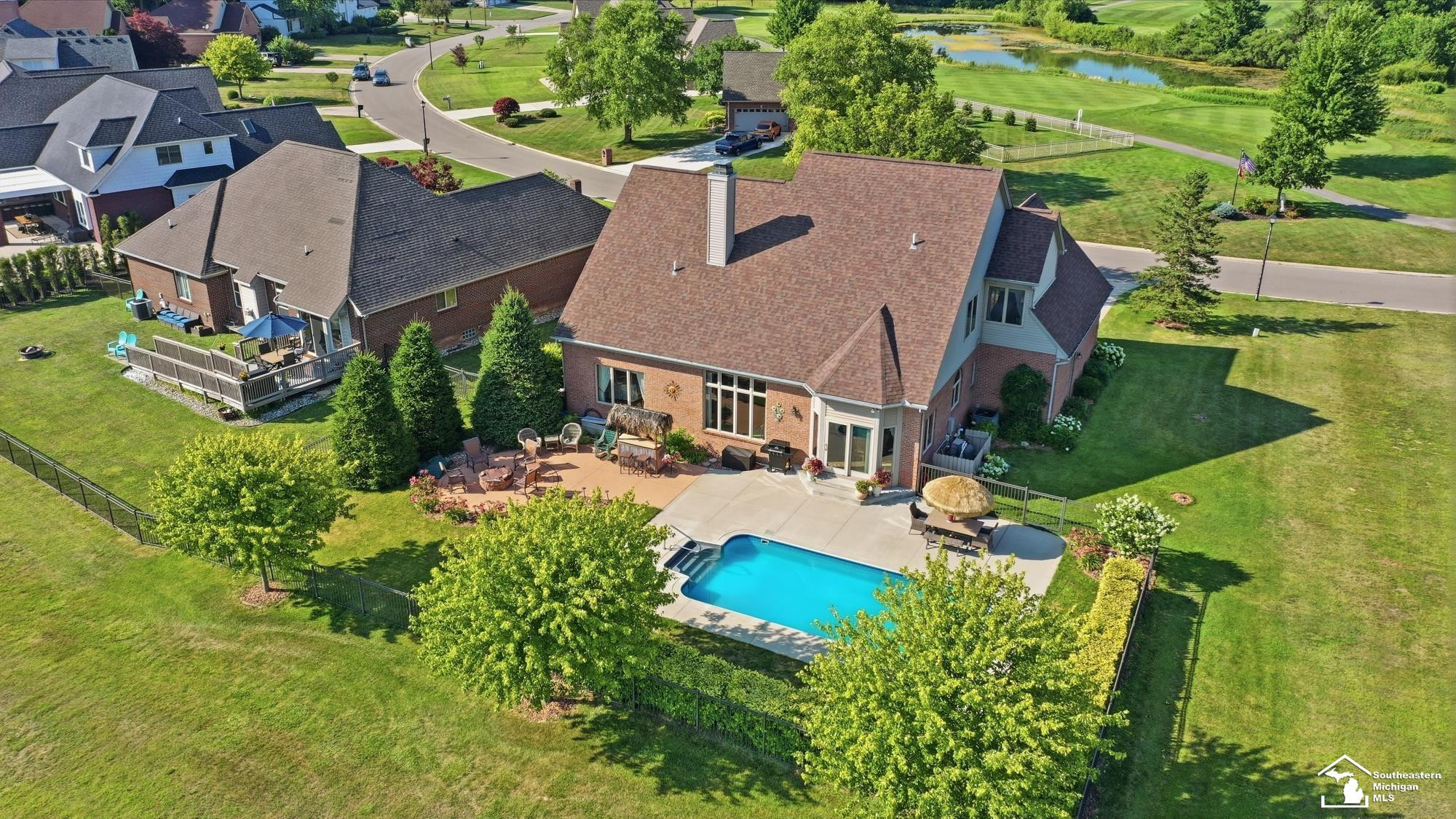 1010 Saint James Park, Monroe, MI 48161 — Photo 4