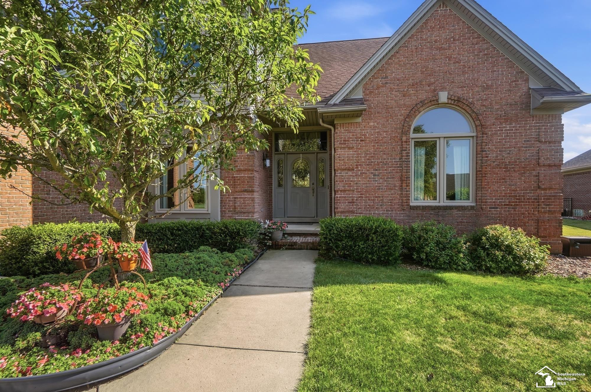 1010 Saint James Park, Monroe, MI 48161 — Photo 10