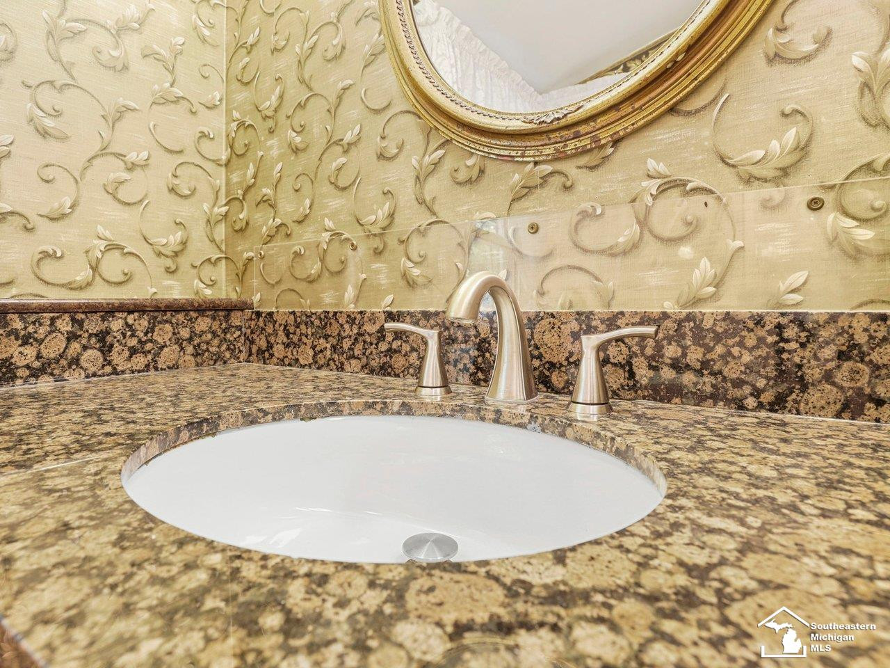 2033 Wilson Drive, Erie, MI — Photo 37
