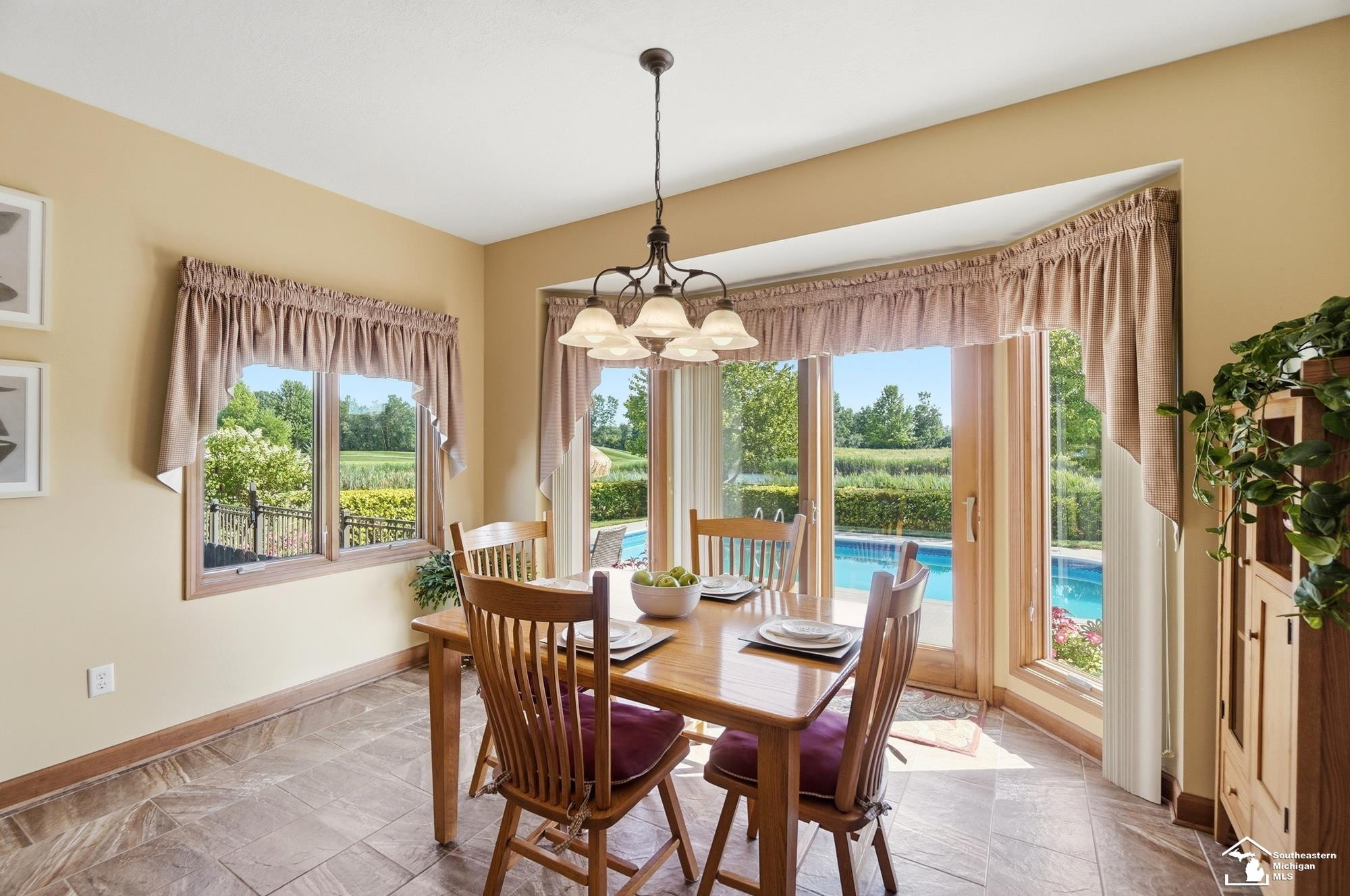 1010 Saint James Park, Monroe, MI 48161 — Photo 25
