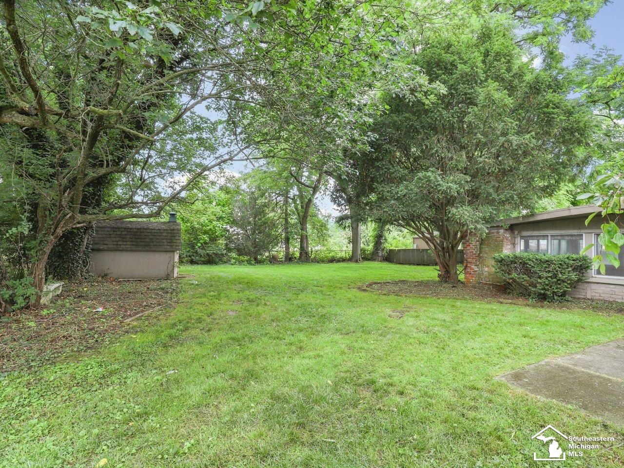 2033 Wilson Drive, Erie, MI — Photo 45