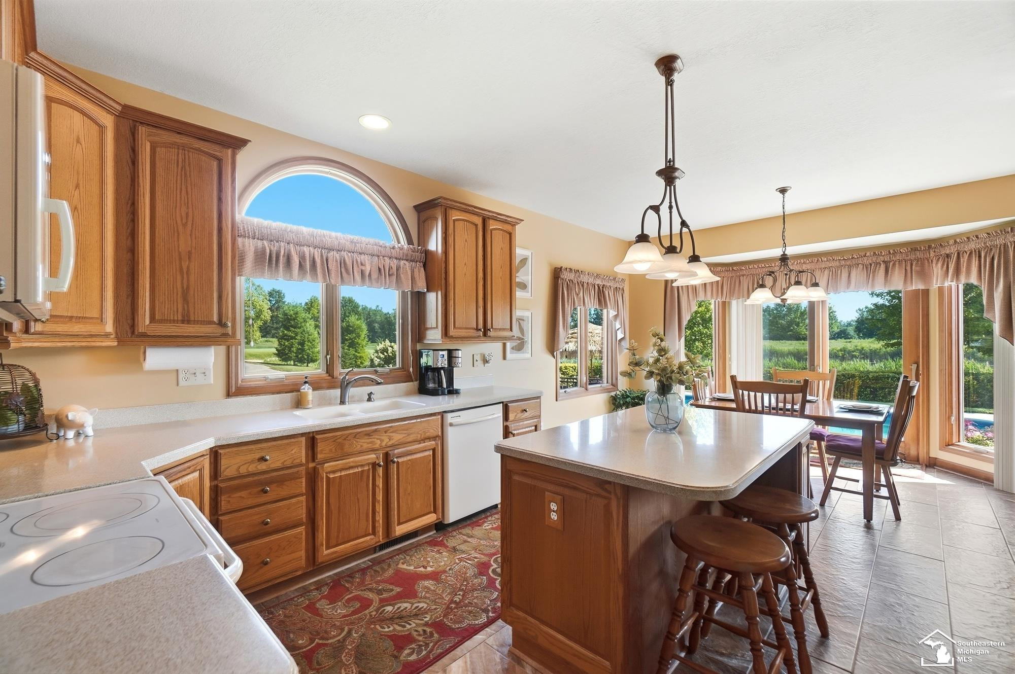 1010 Saint James Park, Monroe, MI 48161 — Photo 31