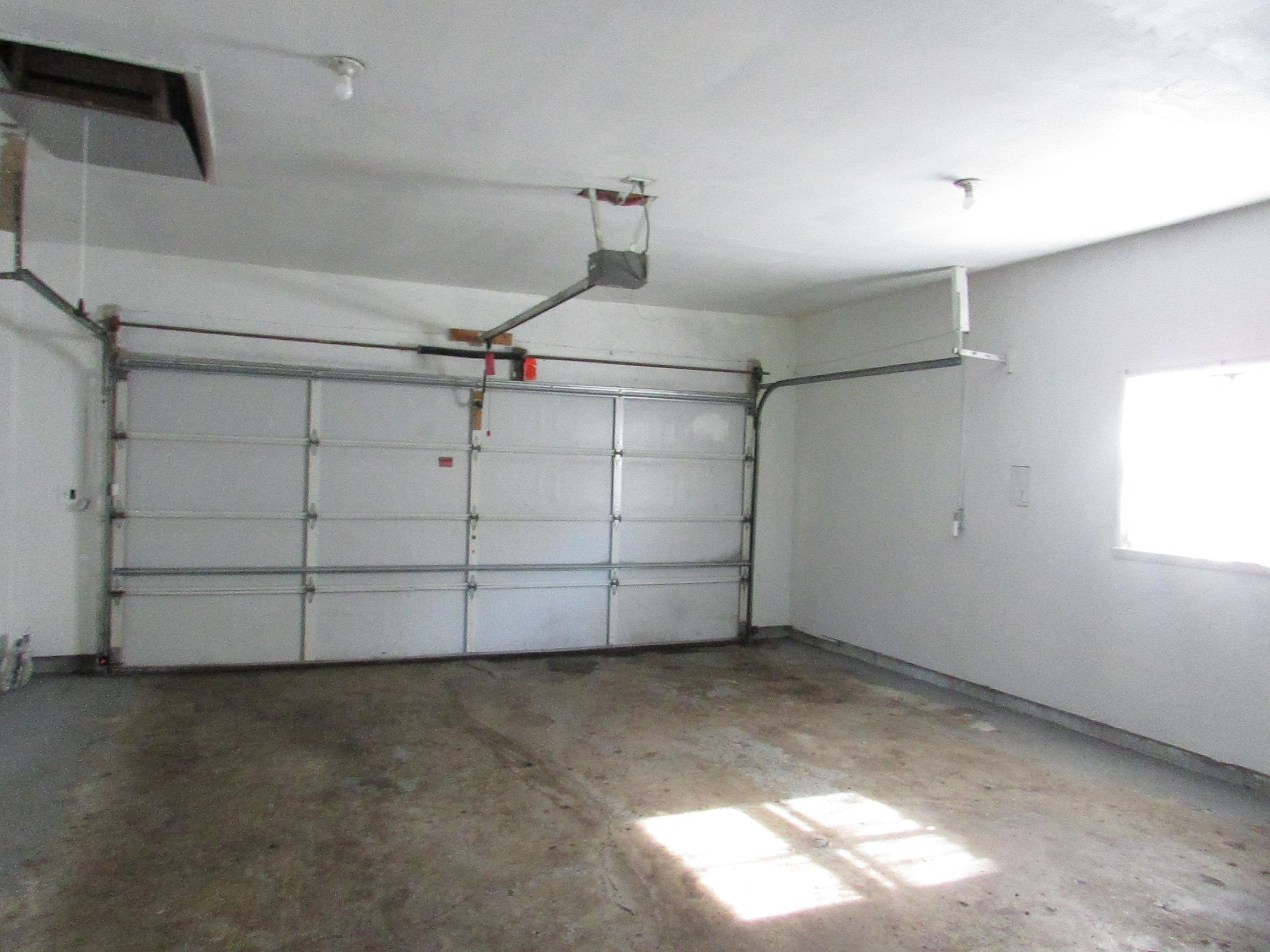 4364 E Atherton Road, Burton, MI 48519 — Photo 16
