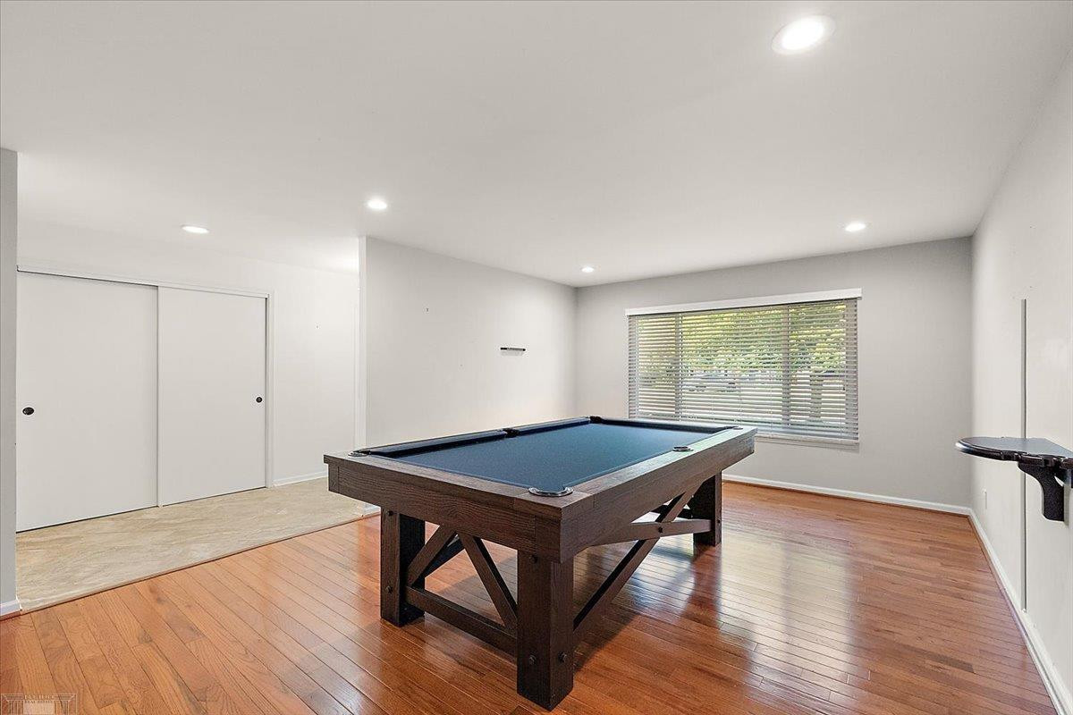 901 Hollywood Avenue, Grosse Pointe Woods, MI 48236 — Photo 13