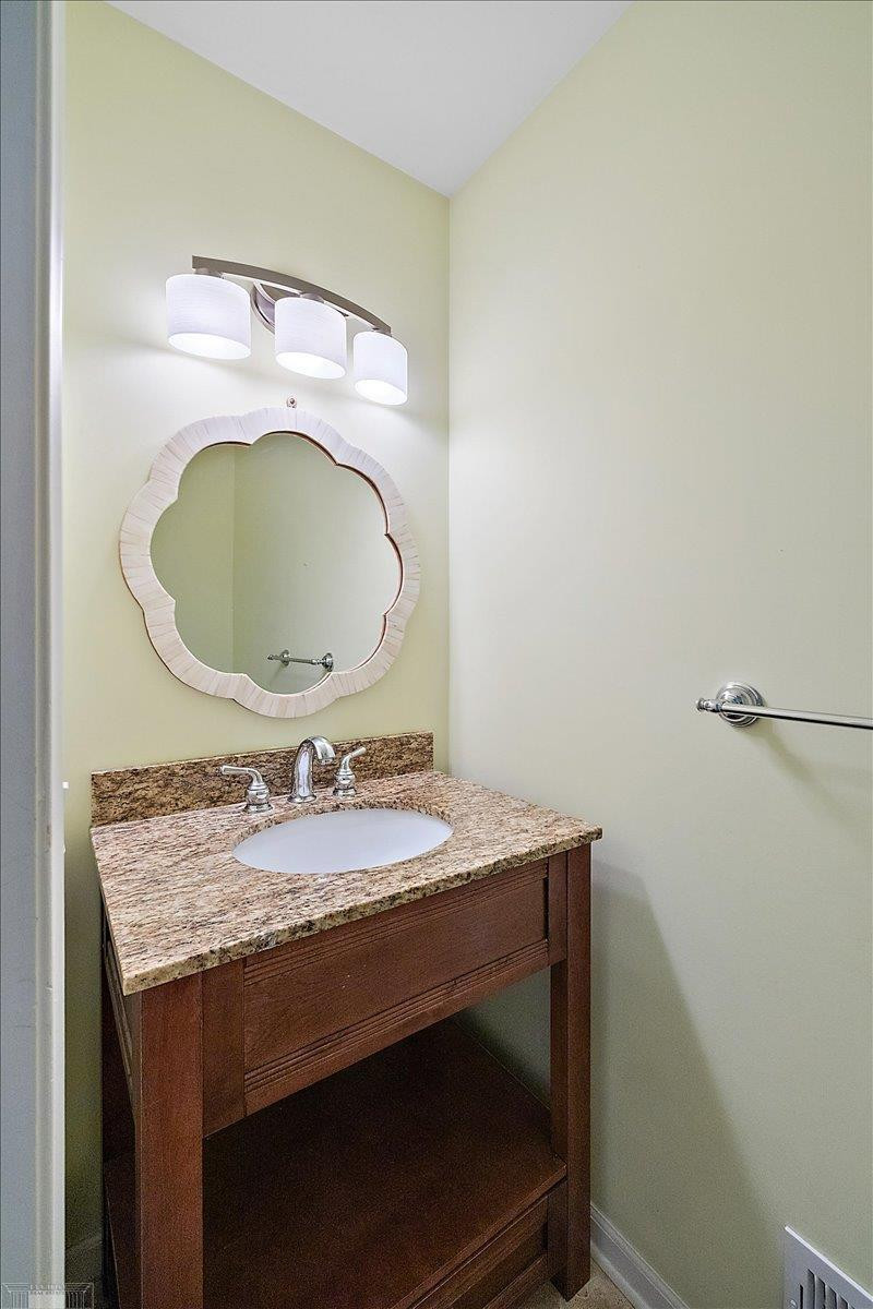 901 Hollywood Avenue, Grosse Pointe Woods, MI 48236 — Photo 31