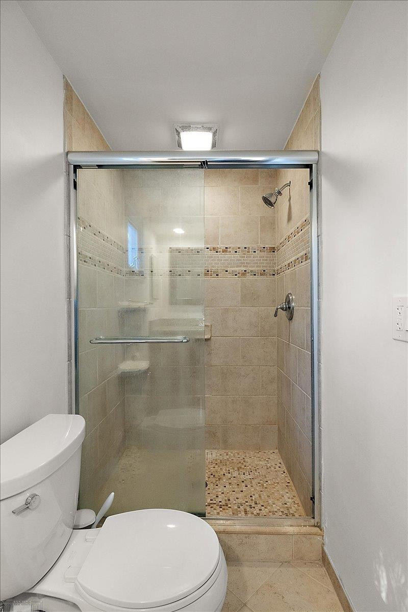 901 Hollywood Avenue, Grosse Pointe Woods, MI 48236 — Photo 42