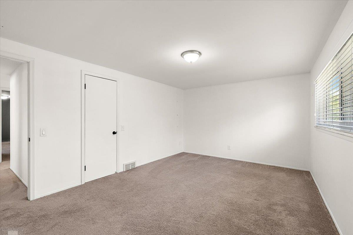 901 Hollywood Avenue, Grosse Pointe Woods, MI 48236 — Photo 51