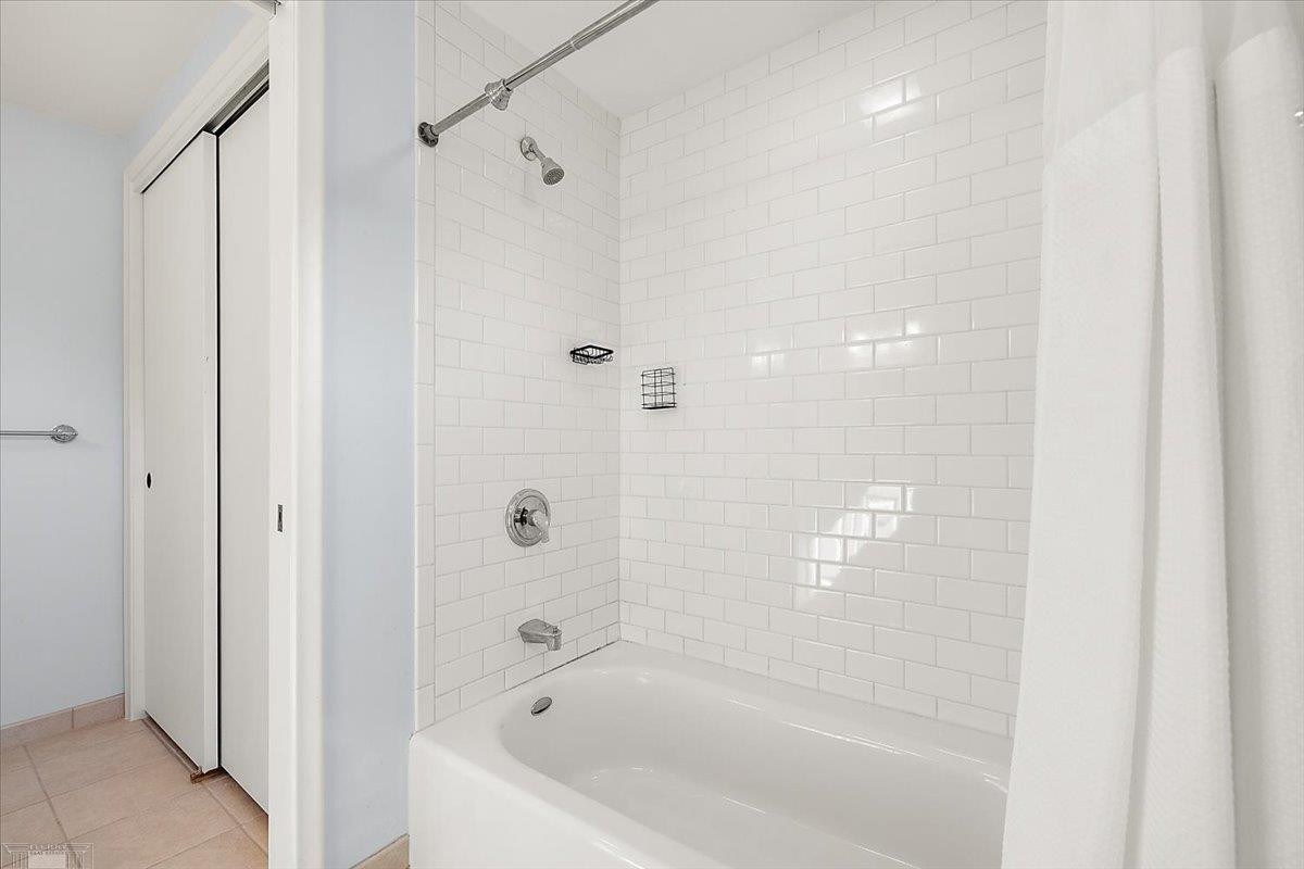 901 Hollywood Avenue, Grosse Pointe Woods, MI 48236 — Photo 59