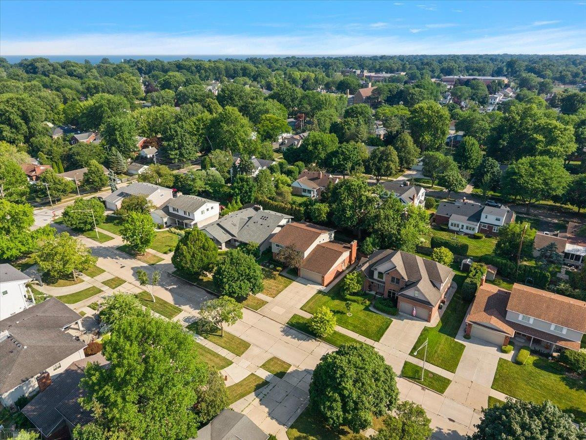 901 Hollywood Avenue, Grosse Pointe Woods, MI 48236 — Photo 72