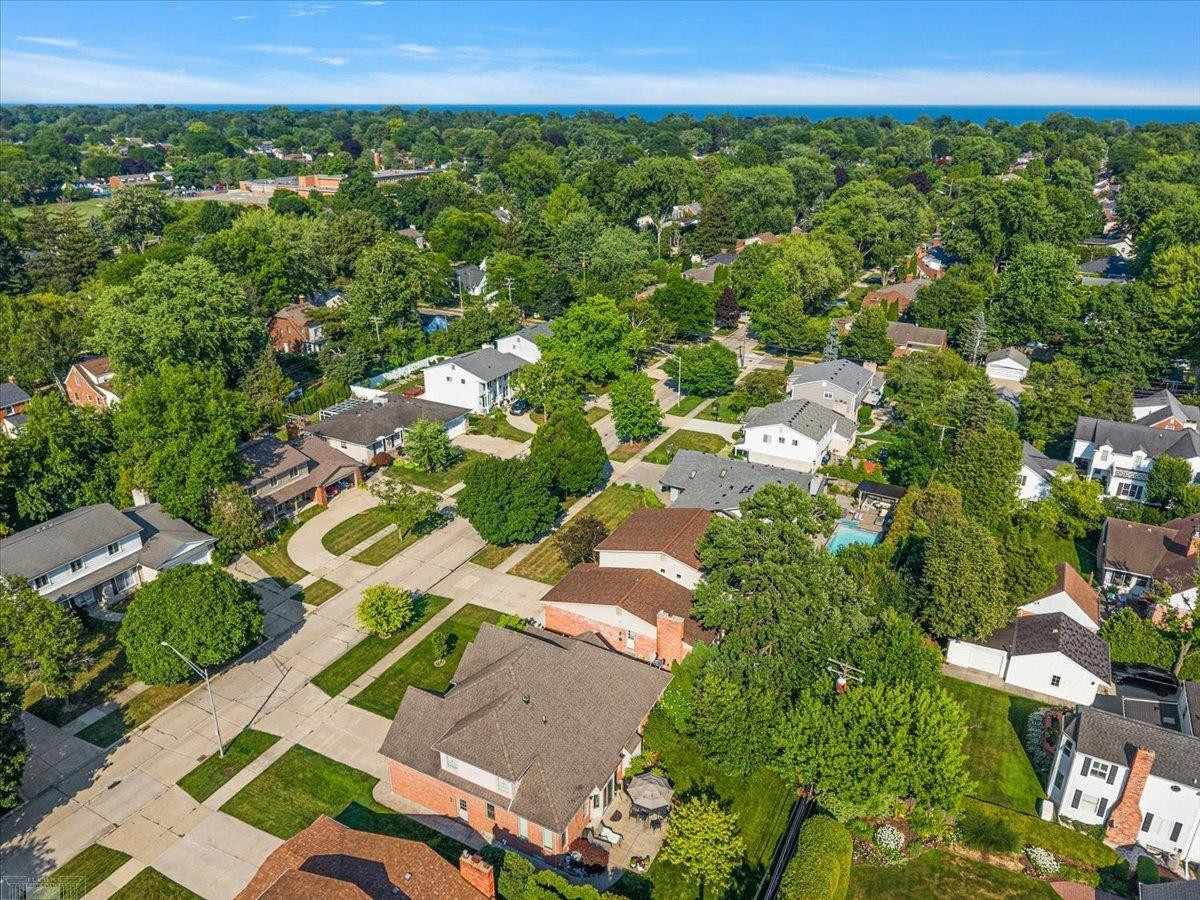 901 Hollywood Avenue, Grosse Pointe Woods, MI 48236 — Photo 74