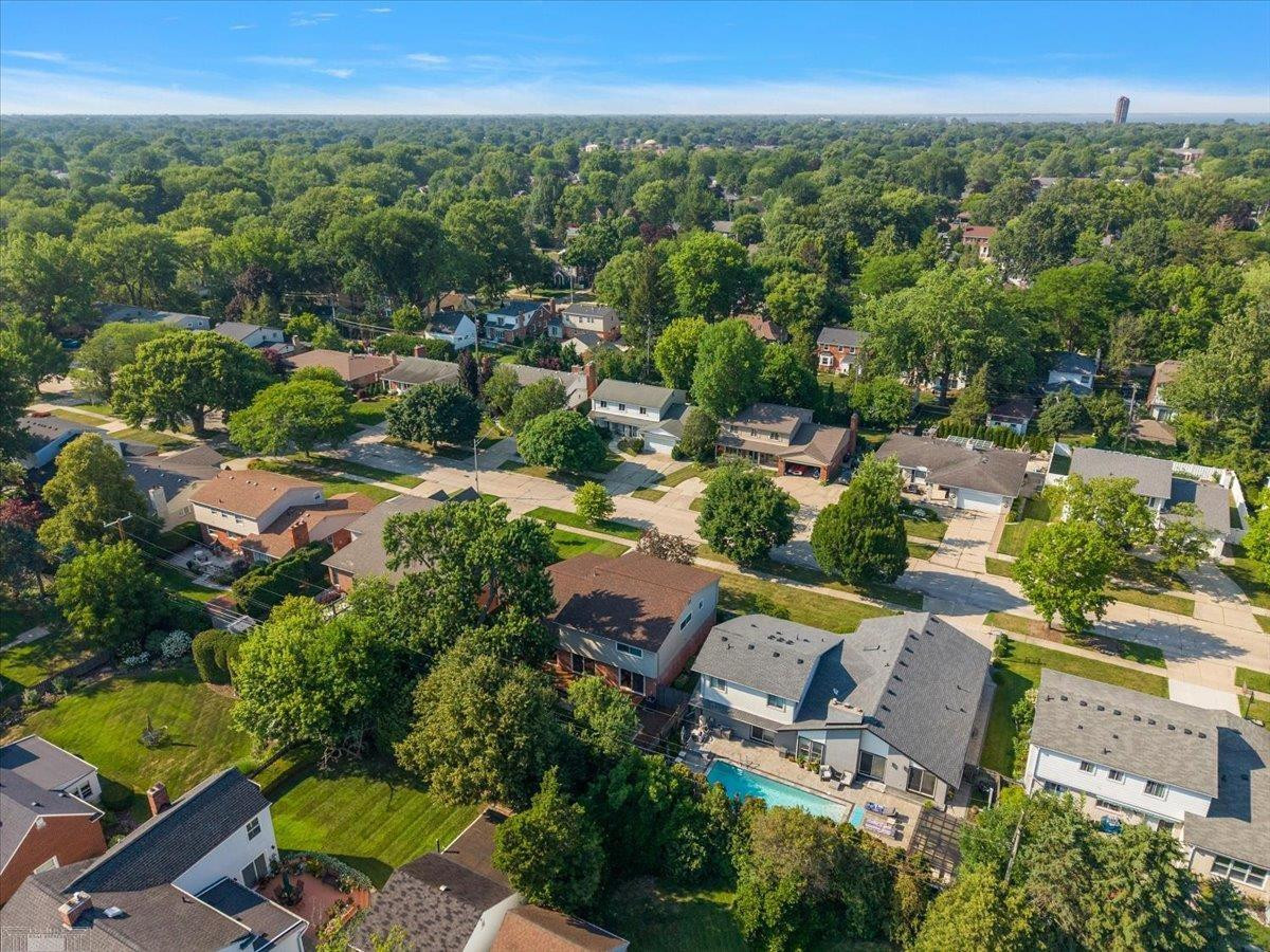 901 Hollywood Avenue, Grosse Pointe Woods, MI 48236 — Photo 76