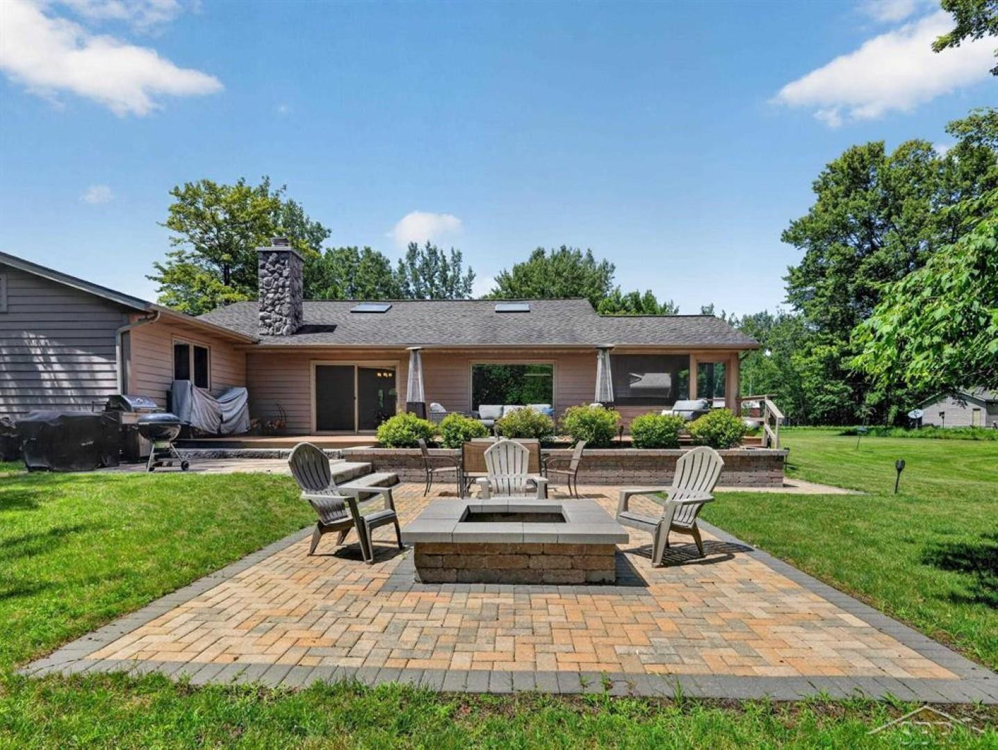 457 E Mier Road, Sanford, MI 48657 — Photo 29