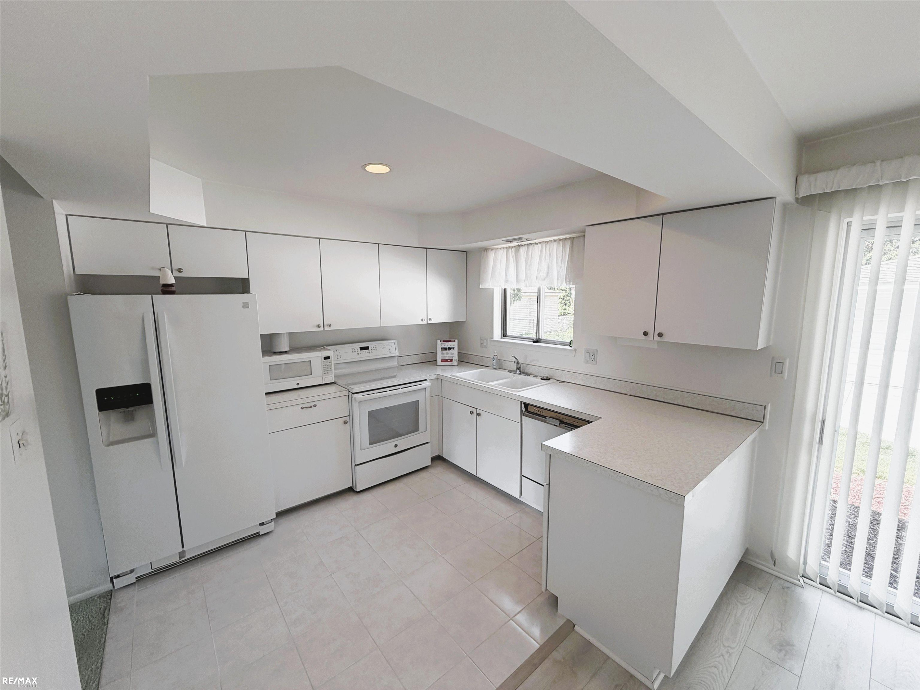 41171 Olivet Drive, Sterling Heights, MI 48313 — Photo 12