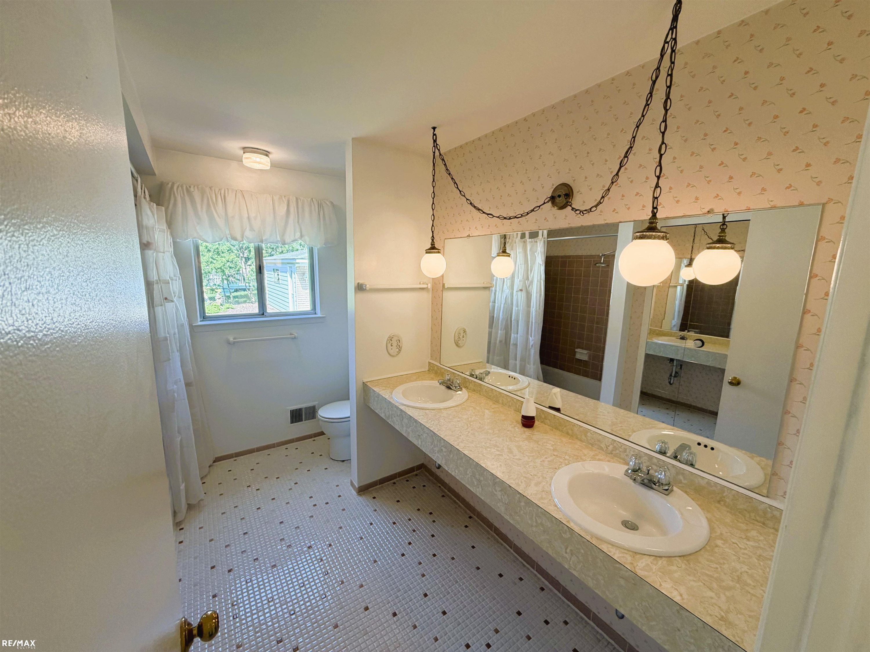 41171 Olivet Drive, Sterling Heights, MI 48313 — Photo 20
