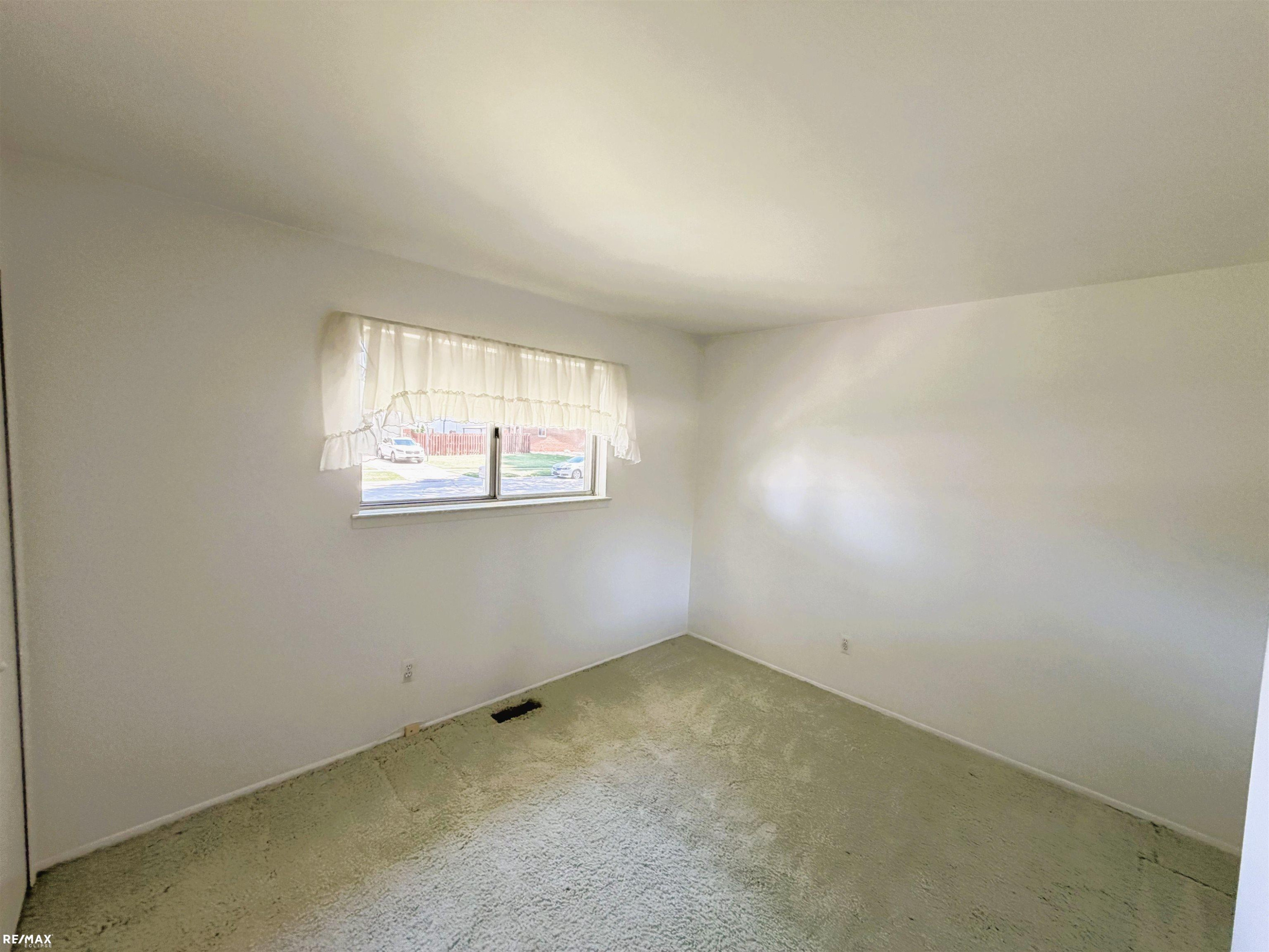 41171 Olivet Drive, Sterling Heights, MI 48313 — Photo 23