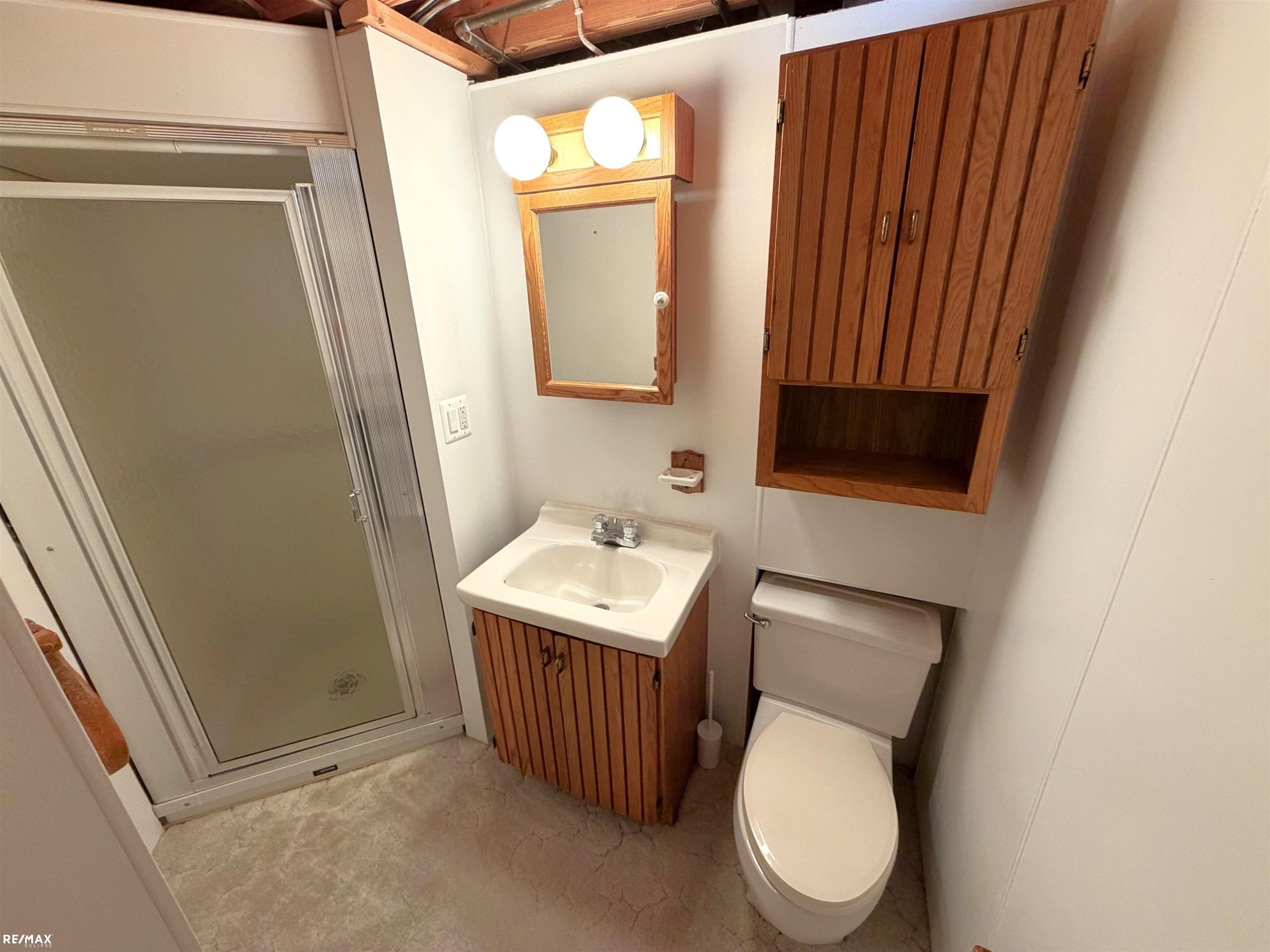 41171 Olivet Drive, Sterling Heights, MI 48313 — Photo 37