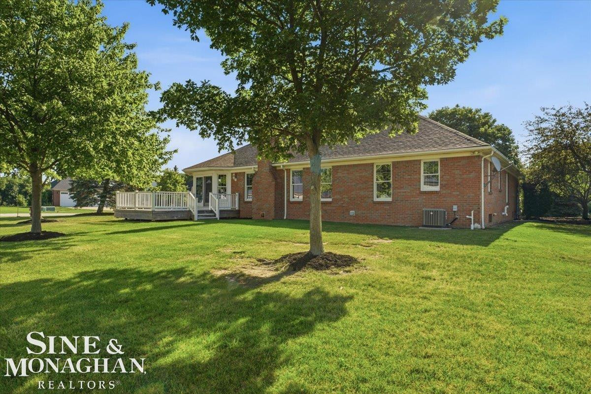 1001 S River Pointe Lane, MI 48079 — Photo 39