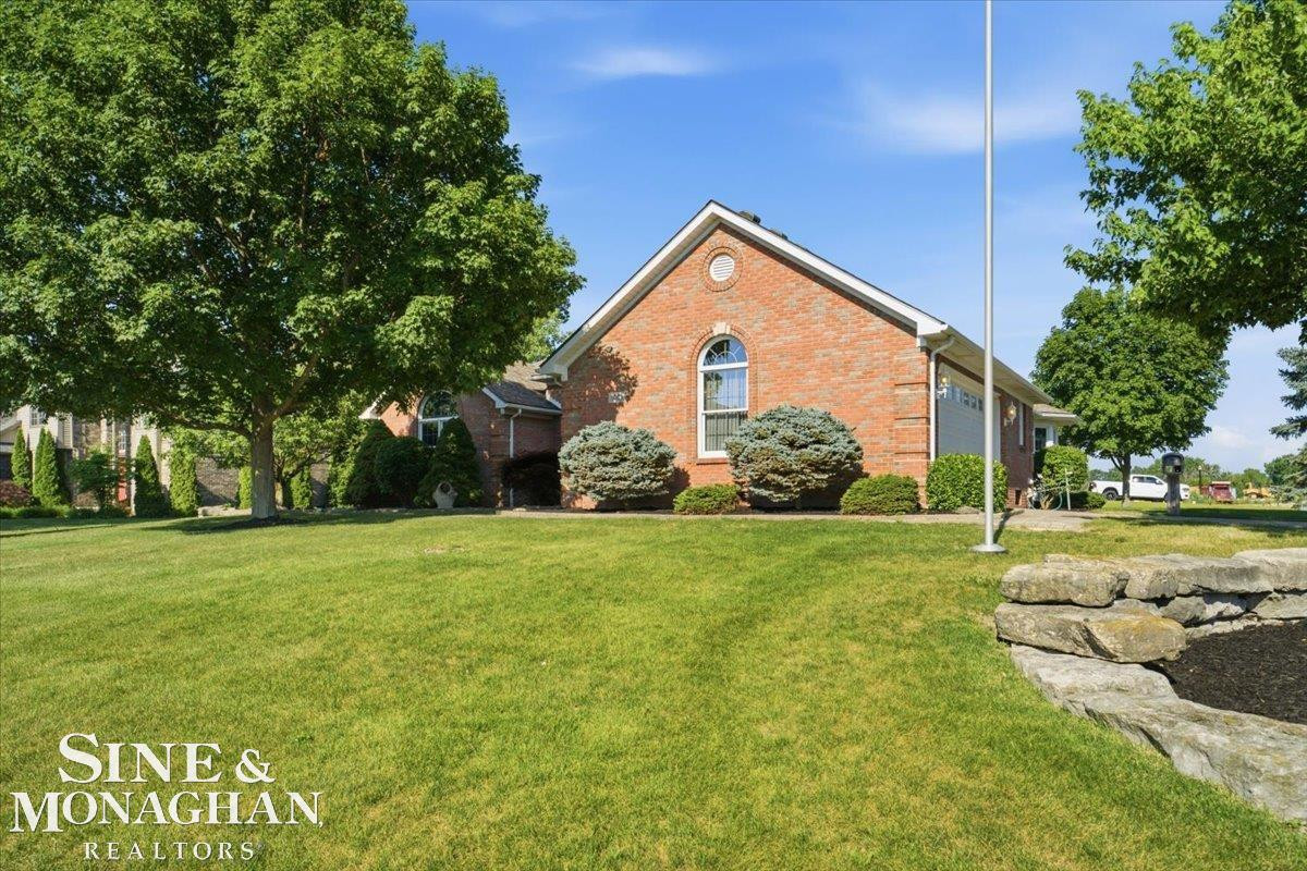 1001 S River Pointe Lane, MI 48079 — Photo 42