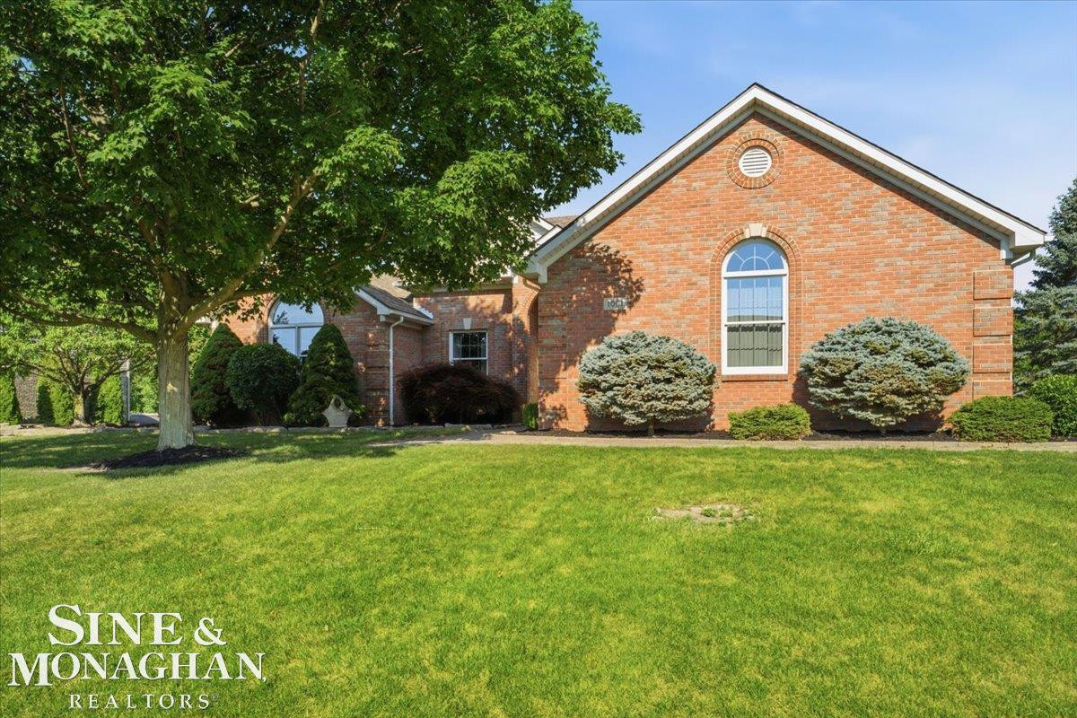 1001 S River Pointe Lane, MI 48079 — Photo 44