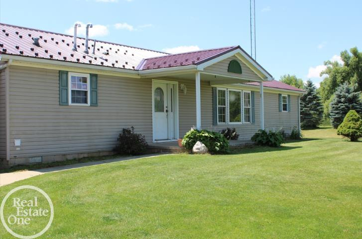 67 W Kittle Road, Mio, MI 48647 — Photo 2