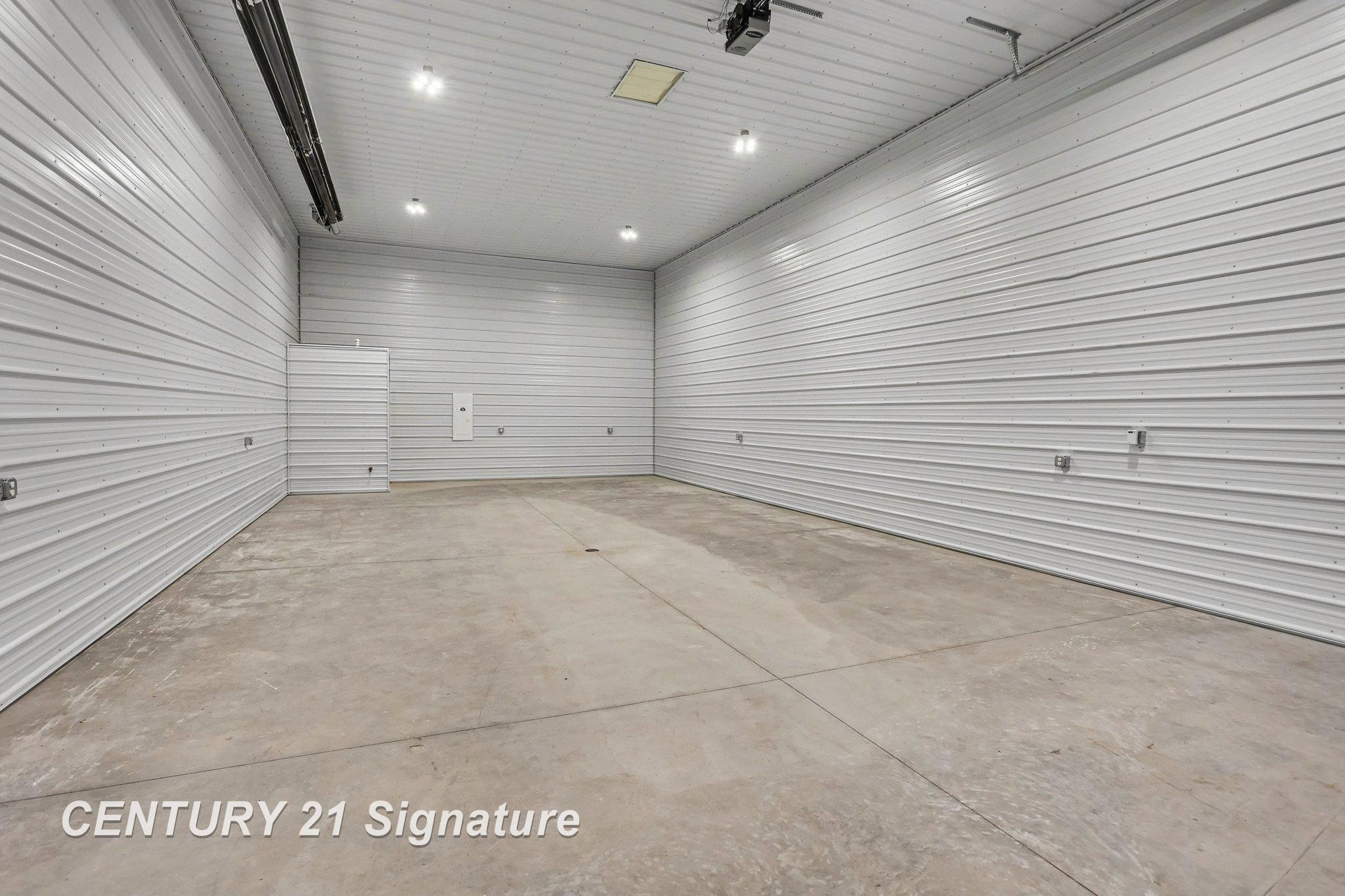 6340 Goose Drive, Unit 8, Freeland, MI 48623 — Photo 4