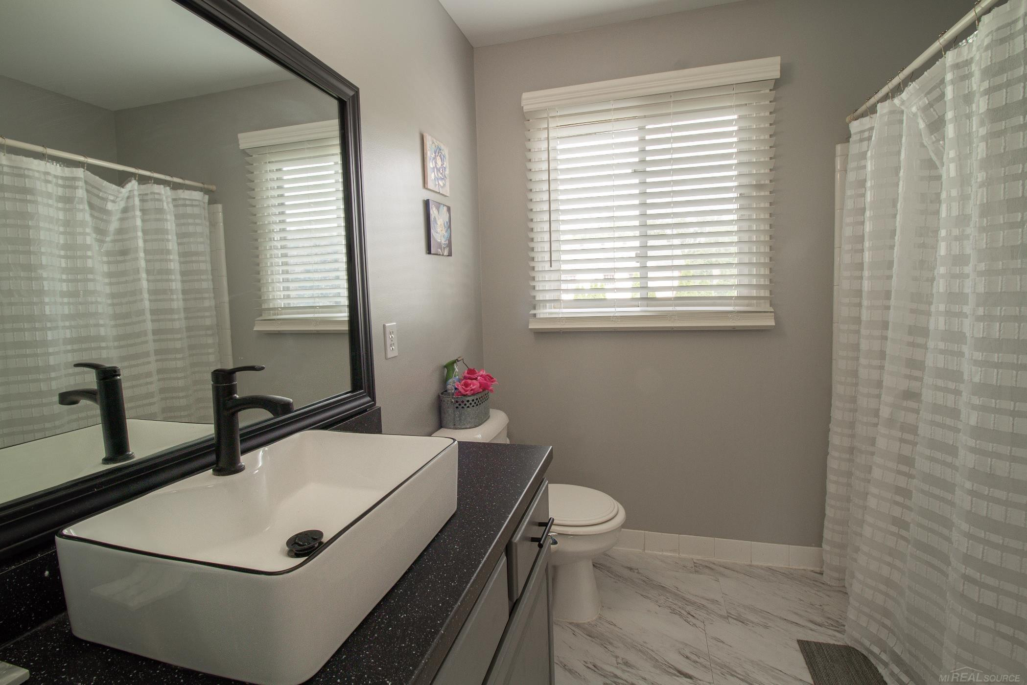 7584 Maple Drive, Westland, MI — Photo 22