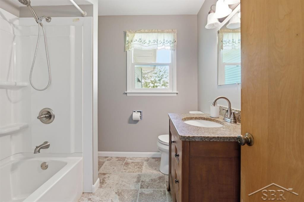 4665 N River Road, Freeland, MI 48623 — Photo 24