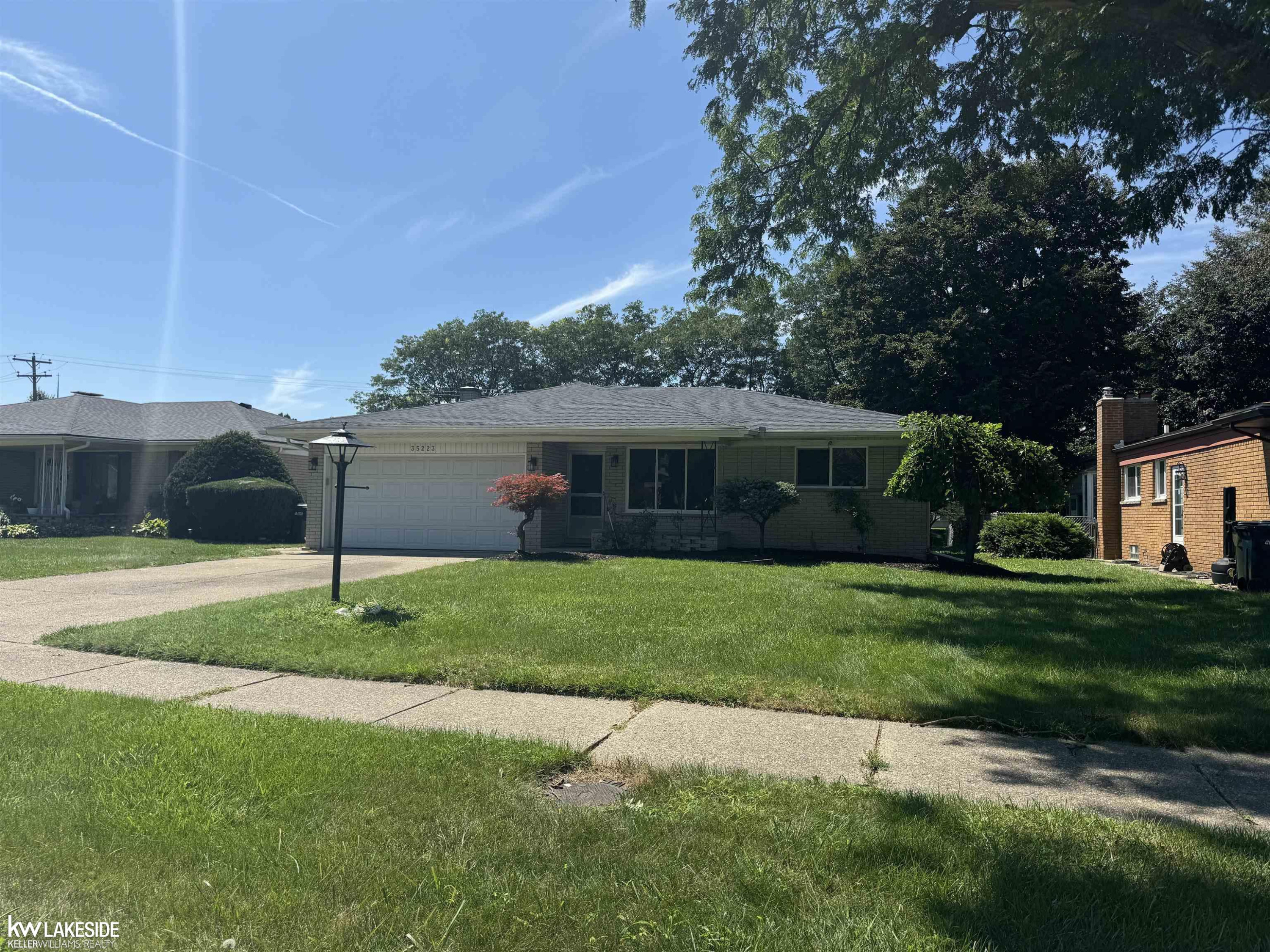 35223 Mustang Drive, Sterling Heights, MI 48312